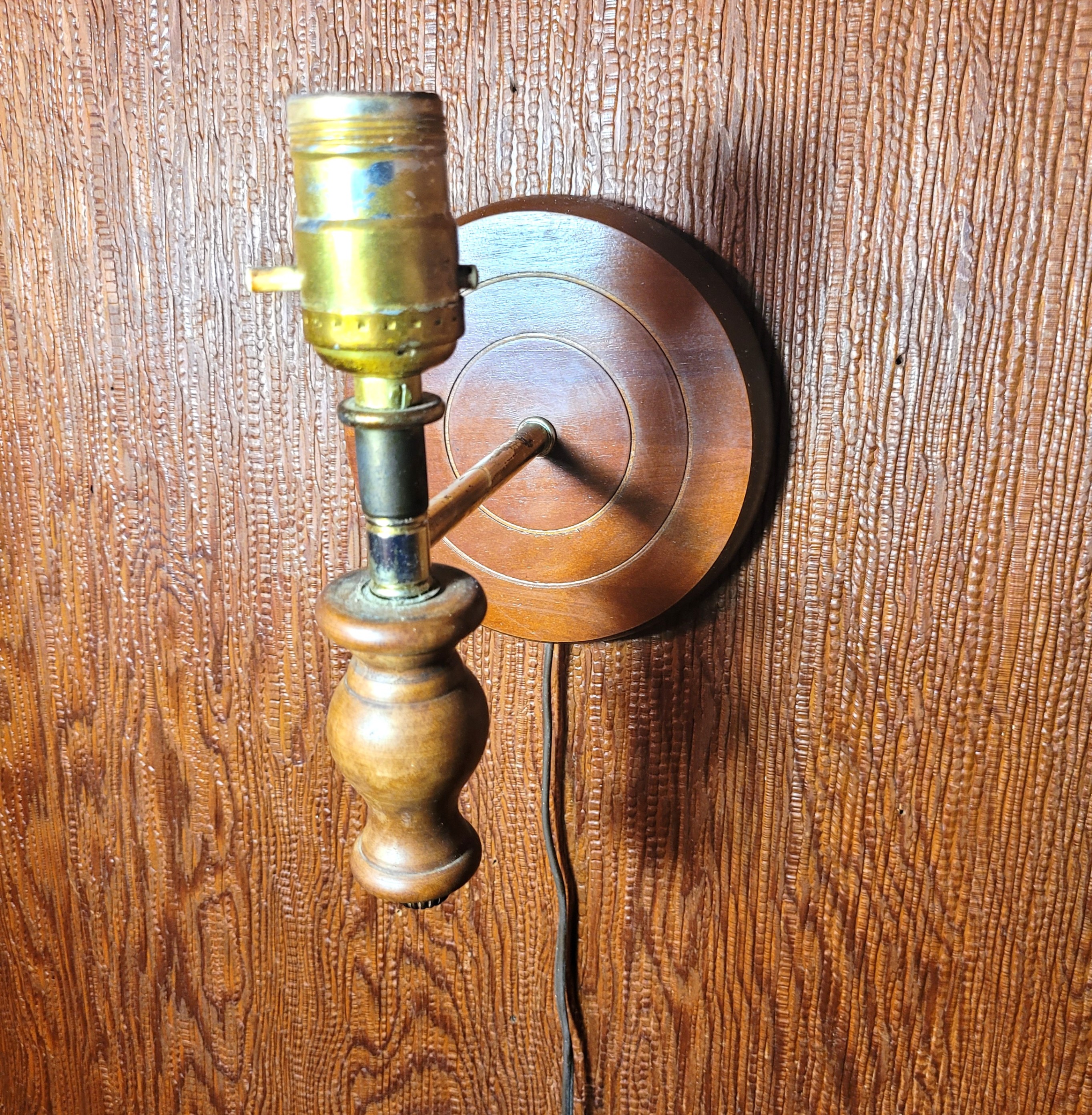 1970 Wall Sconce Lamp Turned Wood Base Yellow Woven Burlap - photo 4