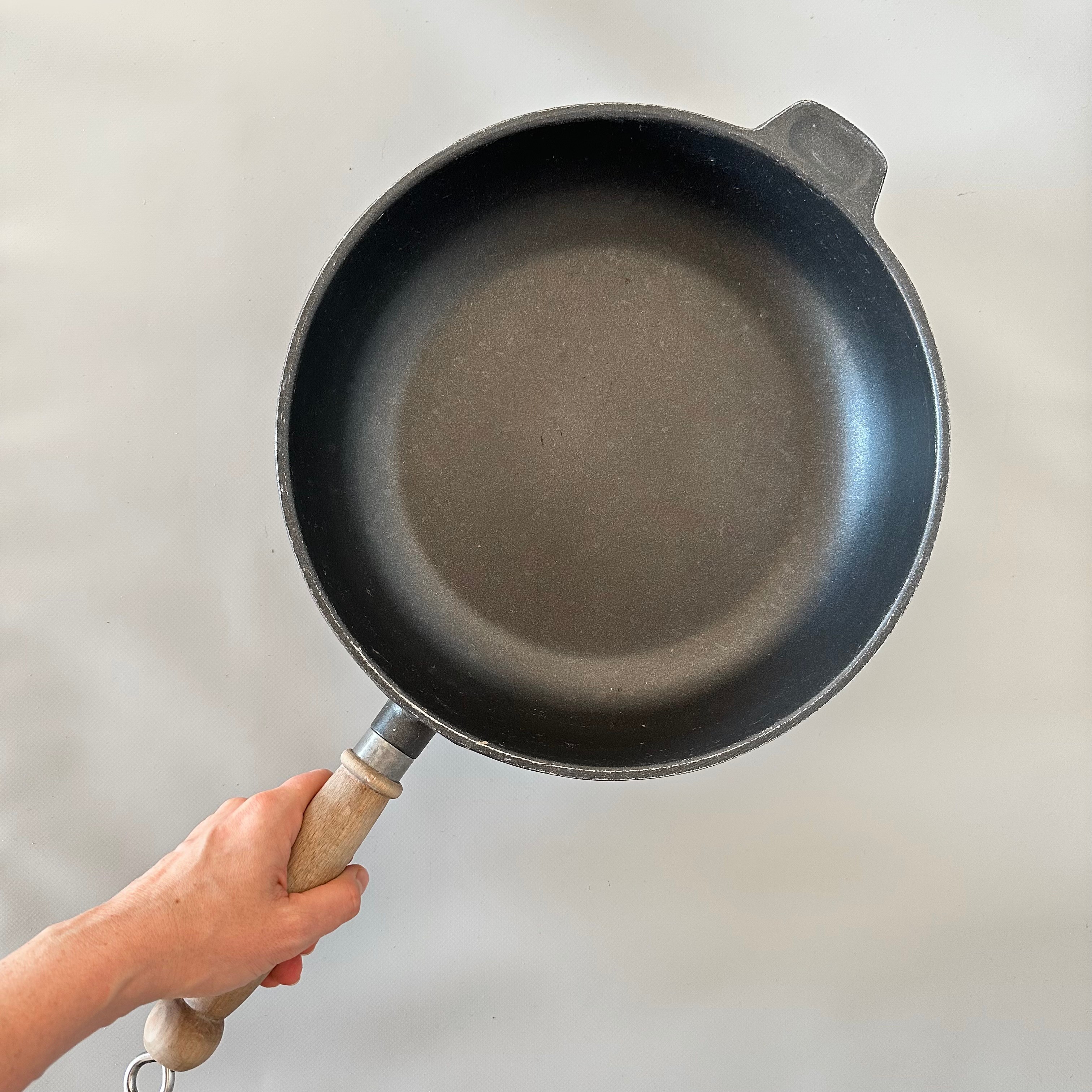 Roch Guss Italian Large Deep Skillet Pan