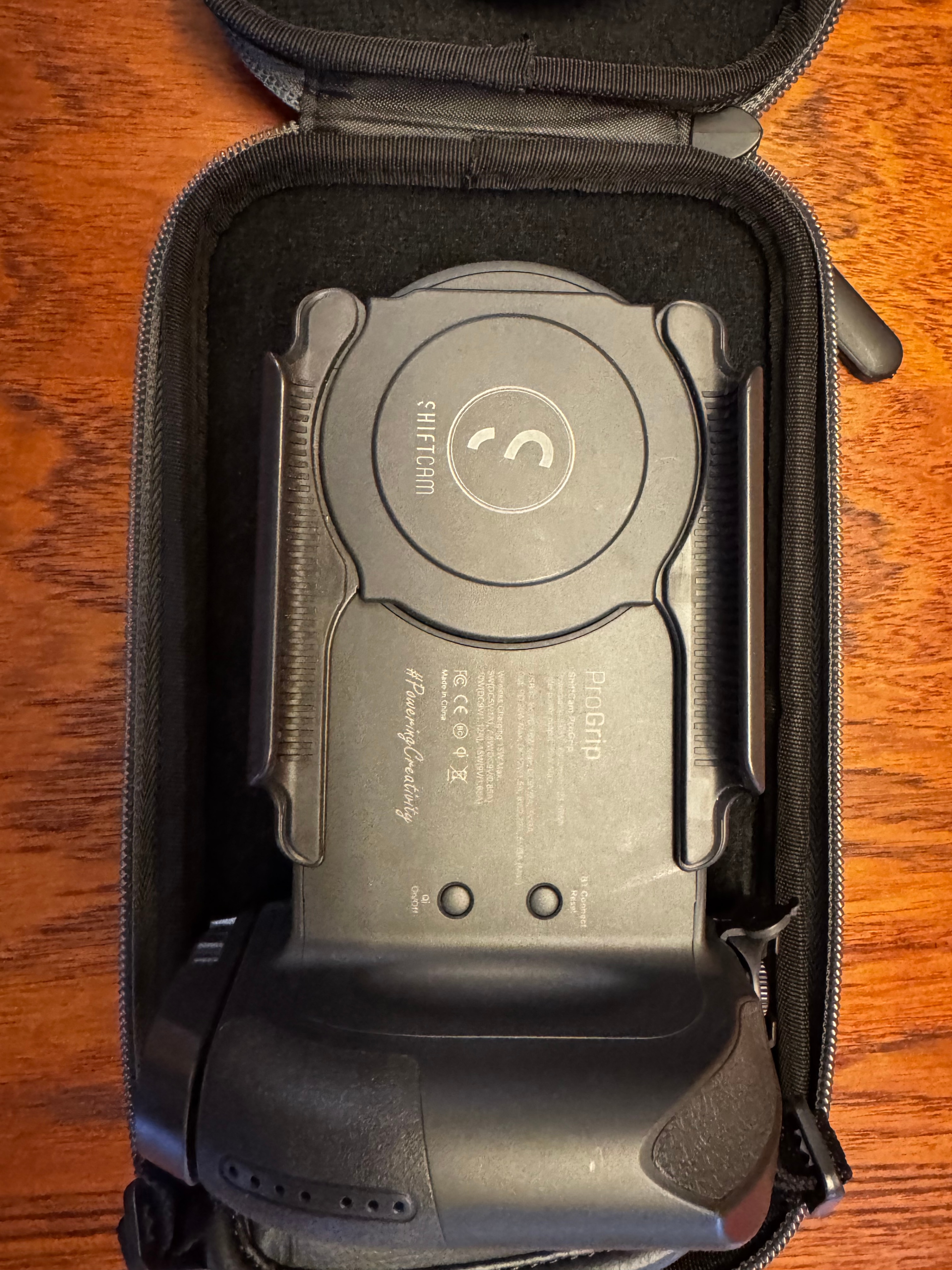 ShiftCam ProGrip Smartphone Camera Grip & Power Bank Starter Kit - photo 2