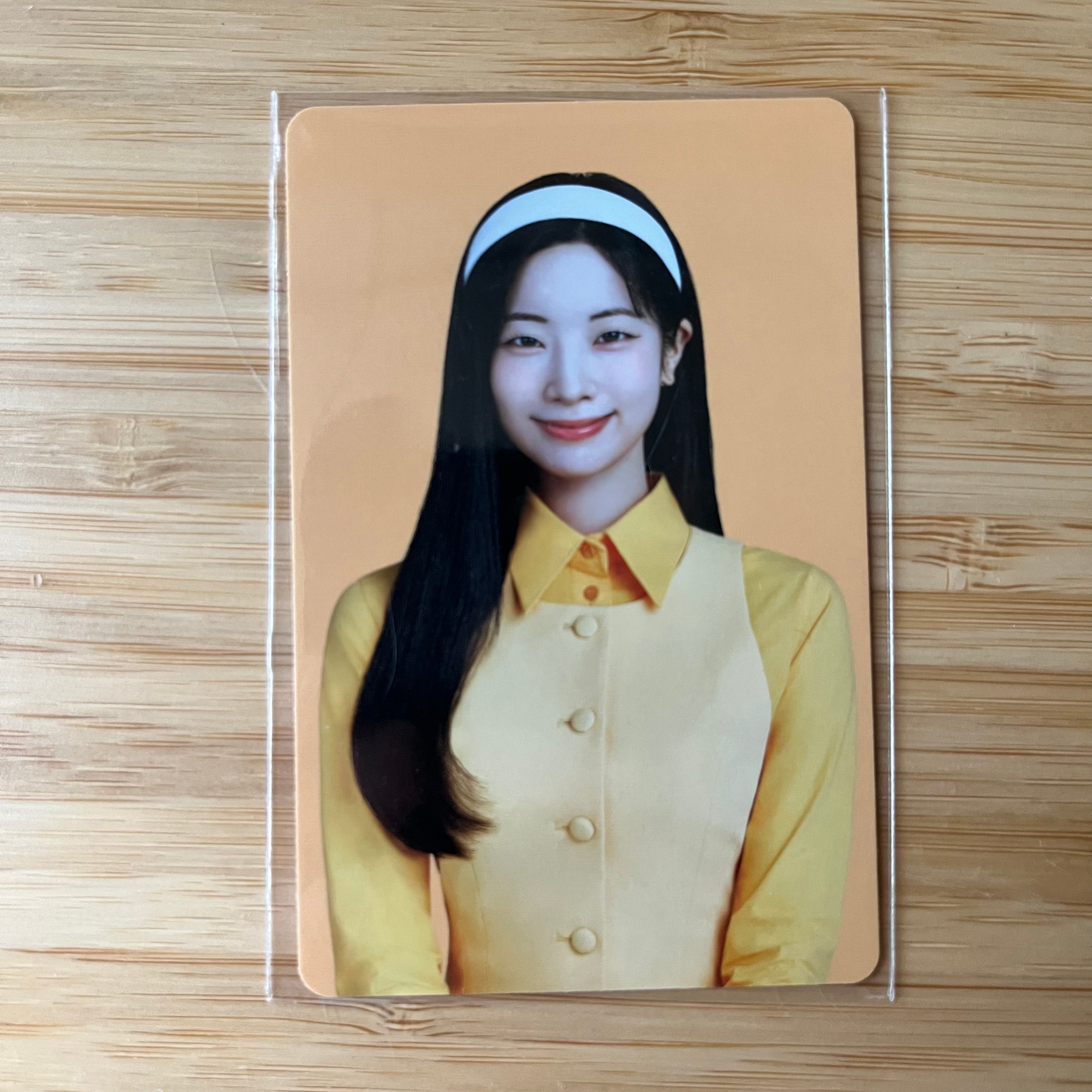 Momo & Dahyun TWICE TEAZEN Kombucha Official Photo Card - photo 4