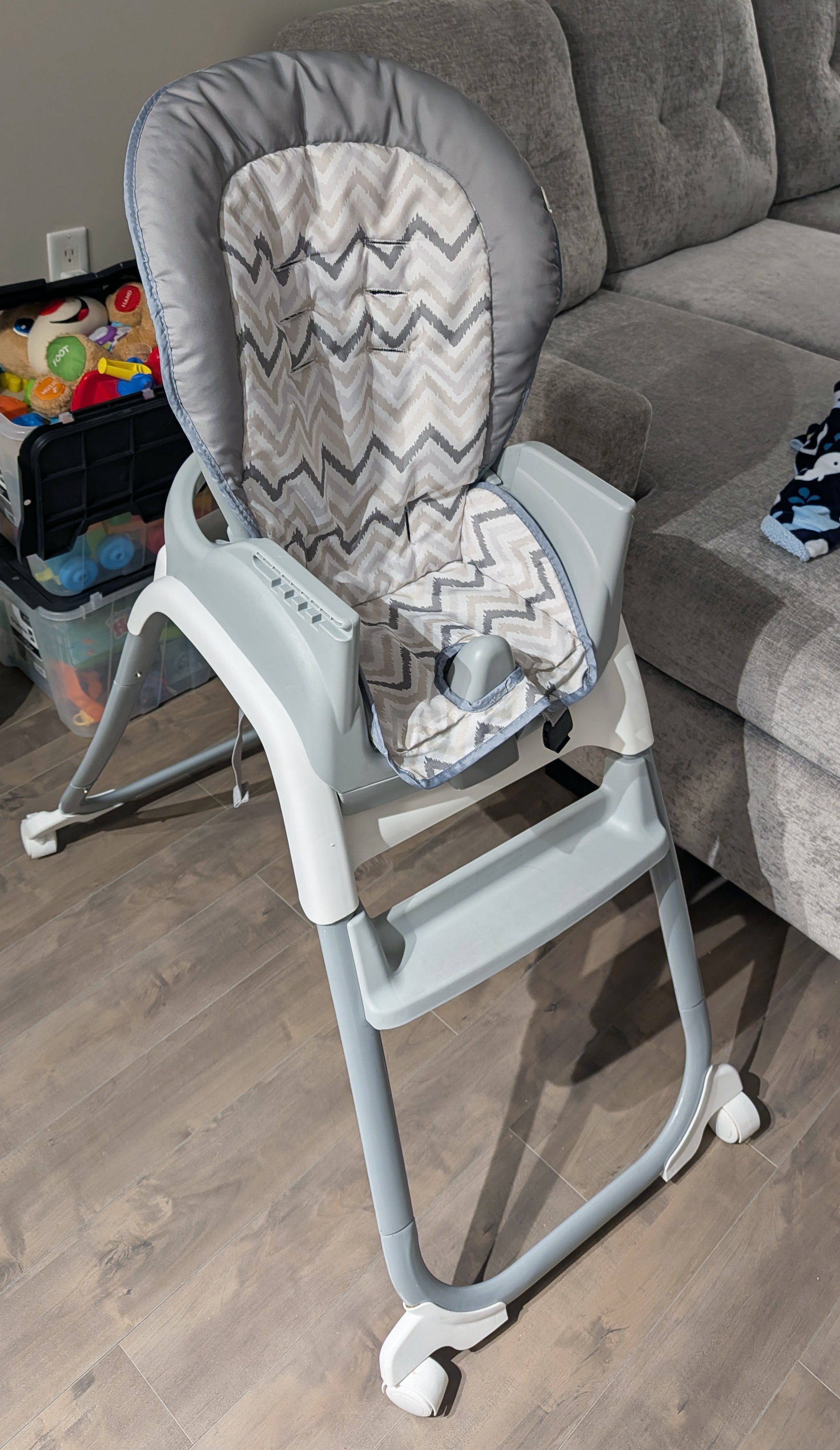 Ingenuity Trio 3-in-1 High Chair Toddler Chair - Like NEW - photo 3