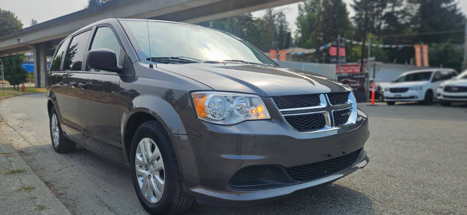 2019 Dodge Caravan Stow N Go - photo 4