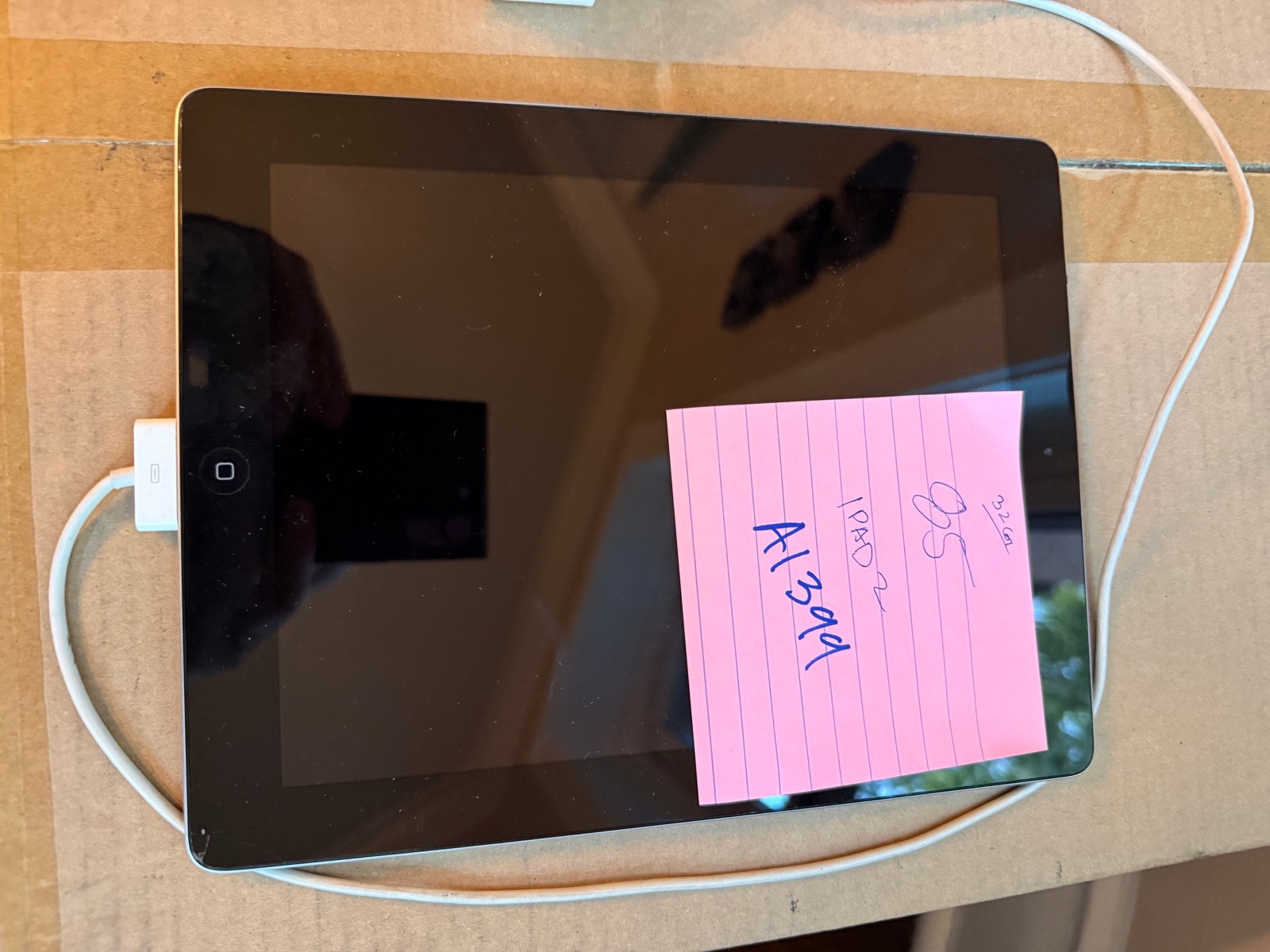 Apple iPad 2 32GB Wi-Fi - Reset, Working, Ready - photo 2