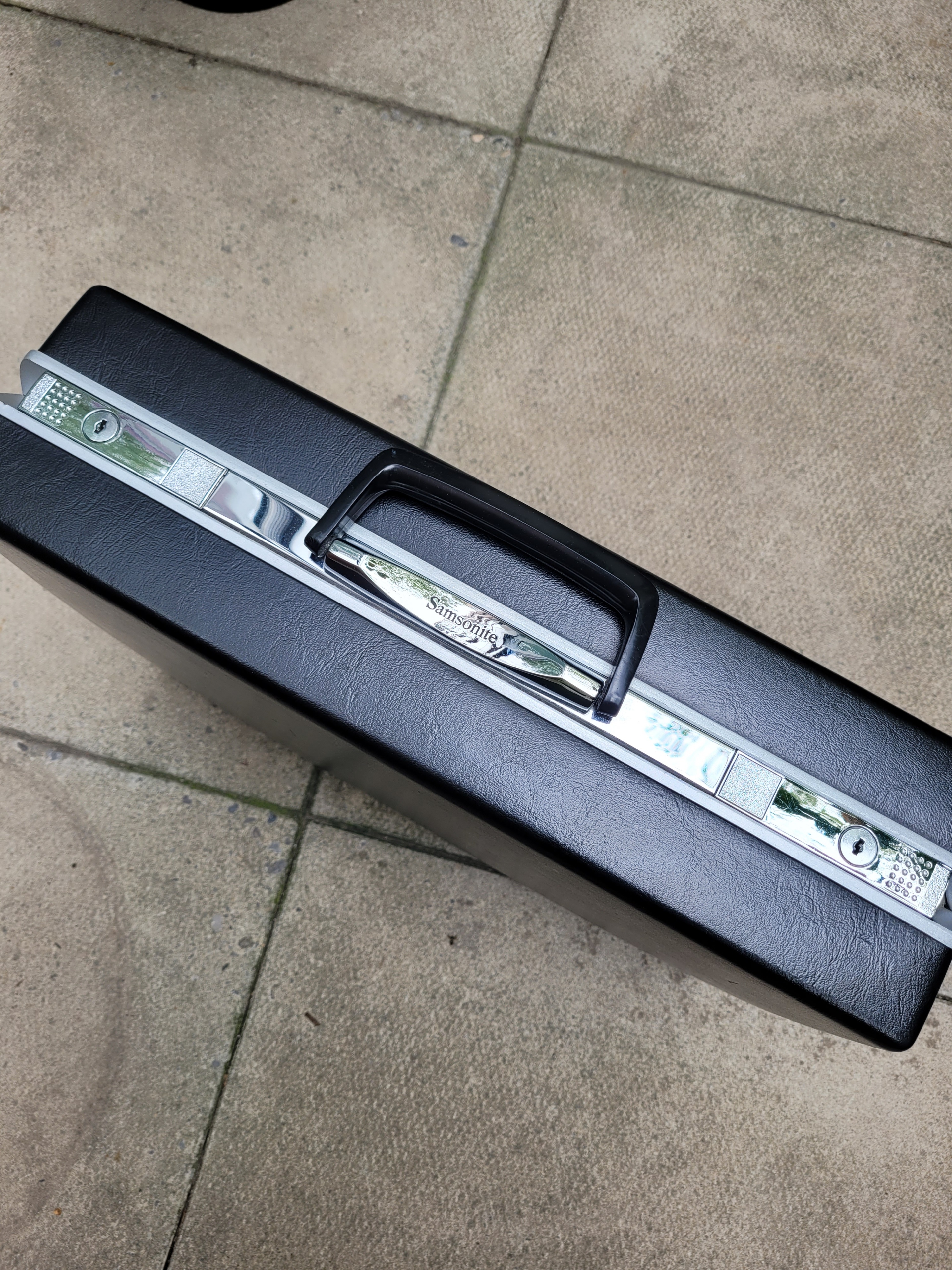 Vintage Hard Shell Samsonite Attache