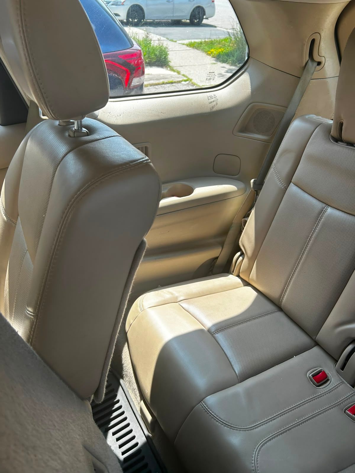2014 Nissan Pathfinder Platinum 4WD - photo 3