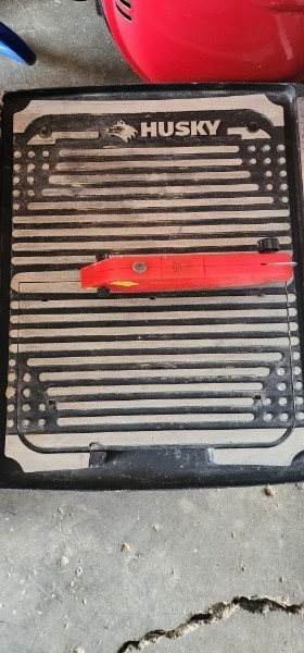 Husky Tile Saw