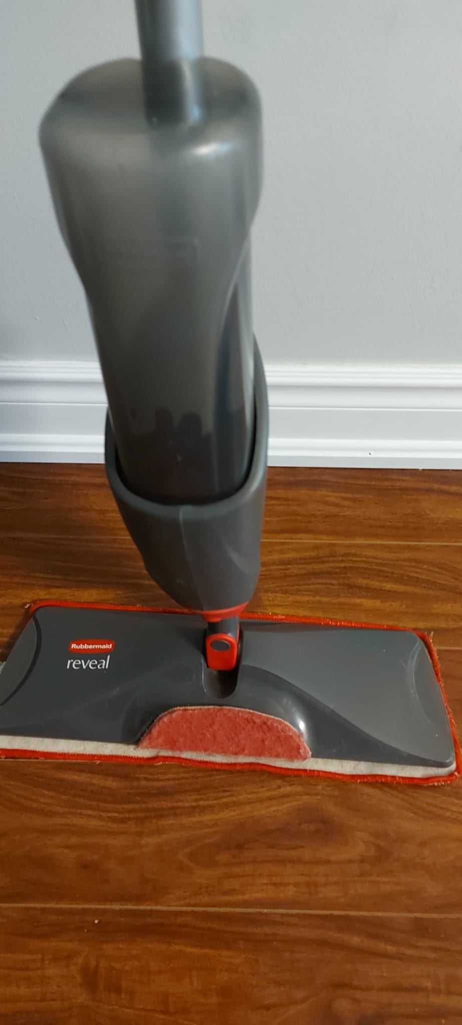 Spray Mop with Reusable Microfiber Pad - photo 3