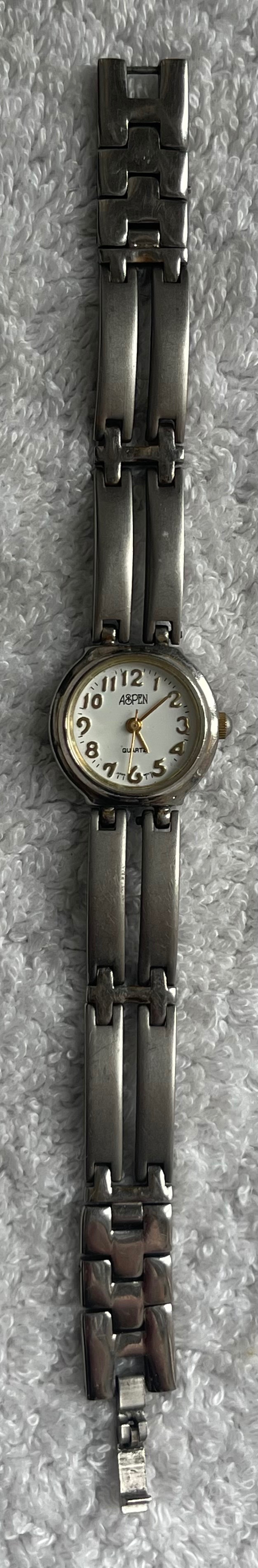 Vintage Aspen Silver Dual-Bar Bracelet Watch (Needs Battery) - photo 3