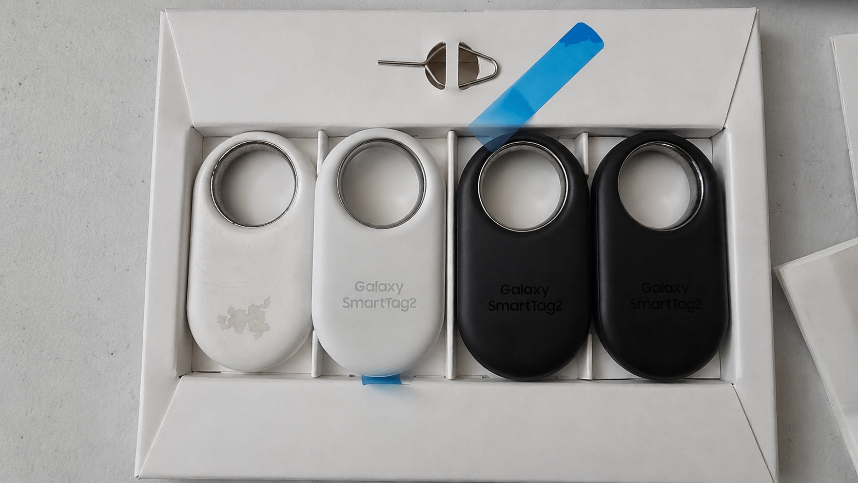Samsung Galaxy SmartTag2 (4-Pack) + 4 Extra Brand New CR2032
