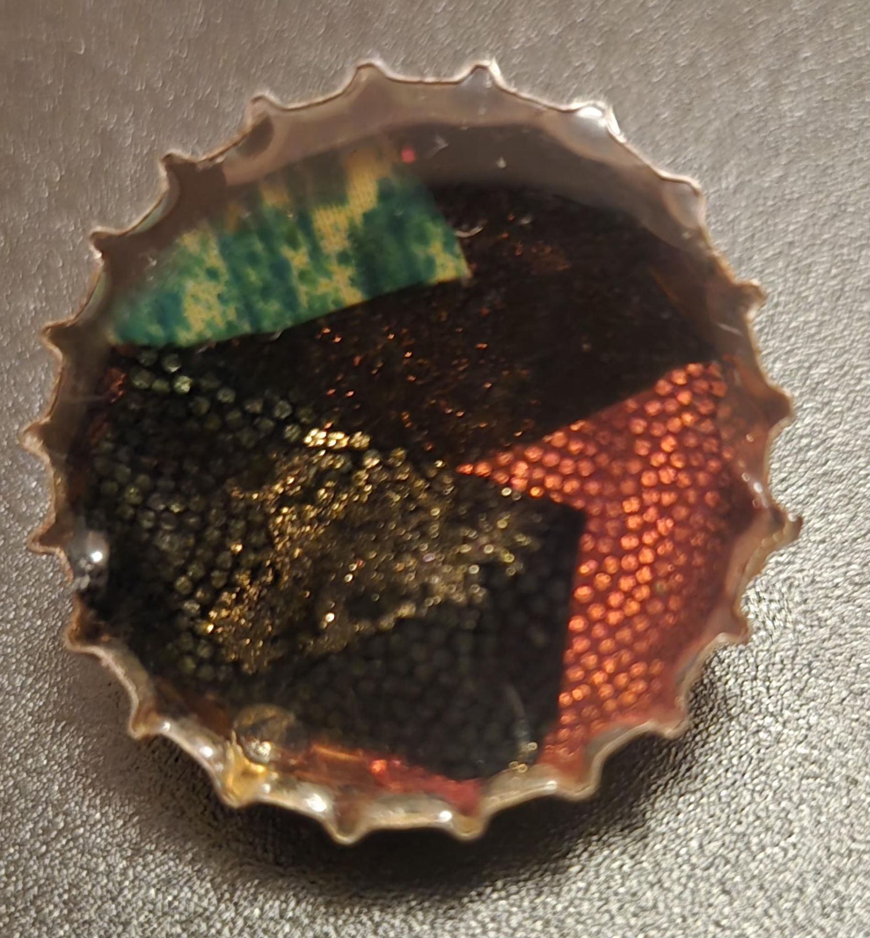 Gold-tone evil eye bracelet and unique bottle cap art pin - photo 5