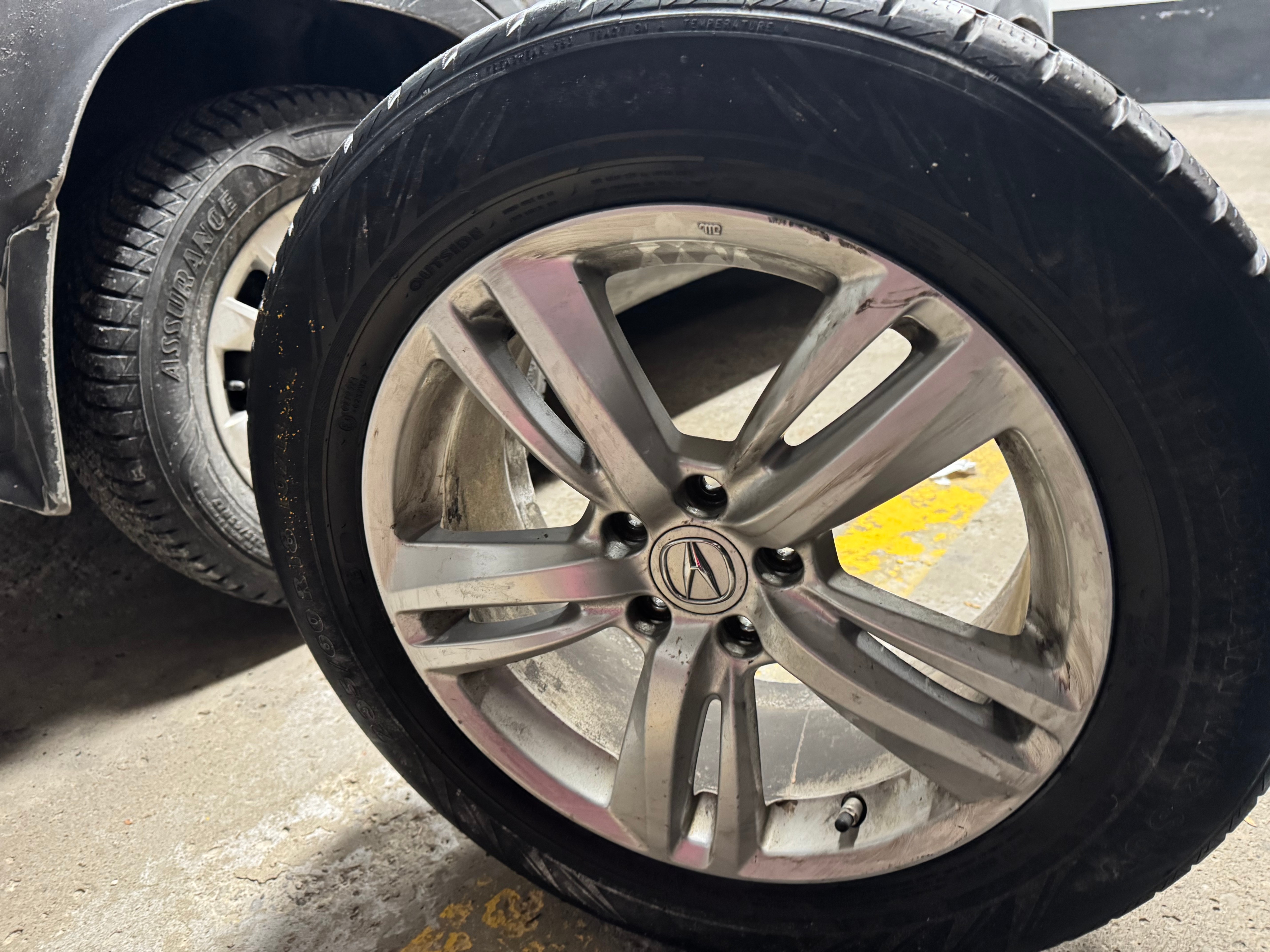 18' Rims for Acura but can fit other cars/suvs Set of 4 - photo 2