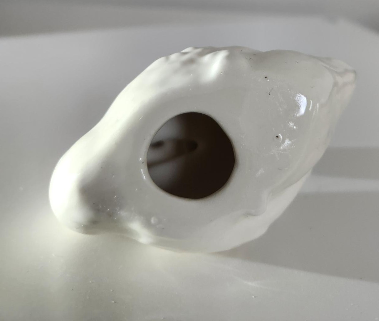Vintage Ceramic Swan, Hand-Painted Details - photo 4