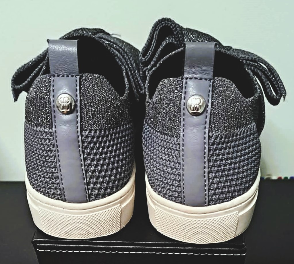 Bandolino Bryce Gray Metallic Mesh Knit Slip On Comfort Sneaker - photo 2