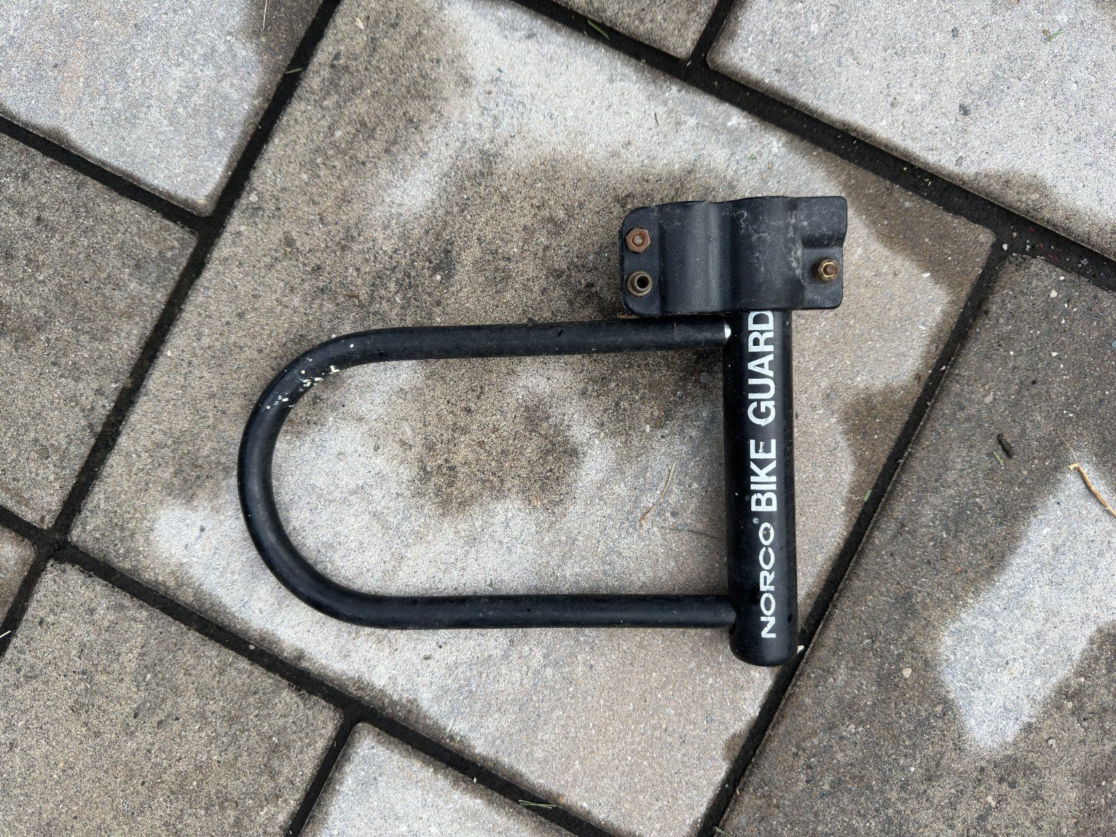 TWO Hard Drive Infinity Mountain Bikes + Bike Lock - photo 5