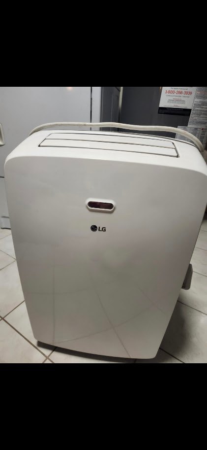 LG Portable Air Conditioner 7,000 BTU – LP0721WSB