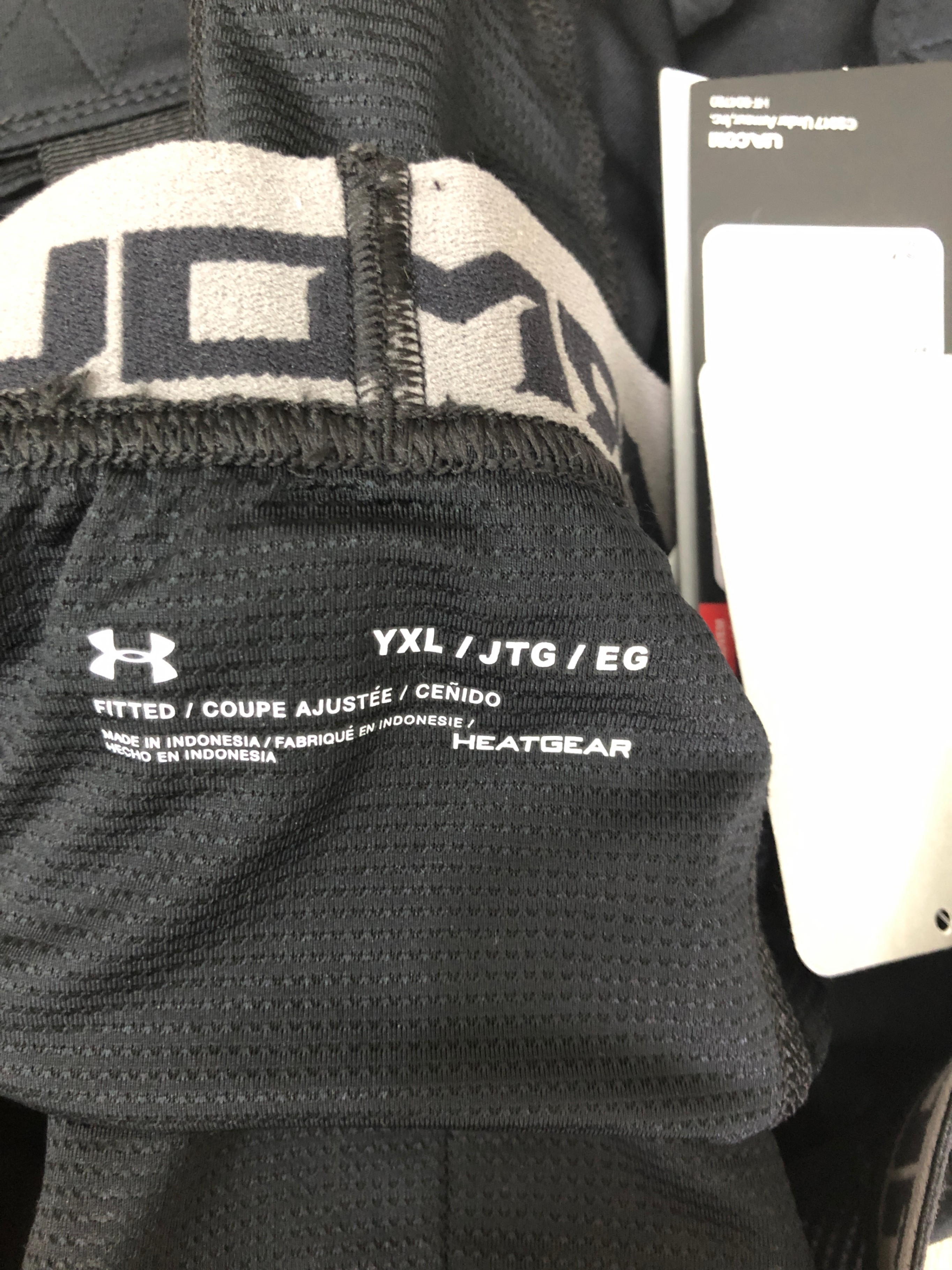 BNWT ! Under Armour Youth Hockey Pants - photo 4