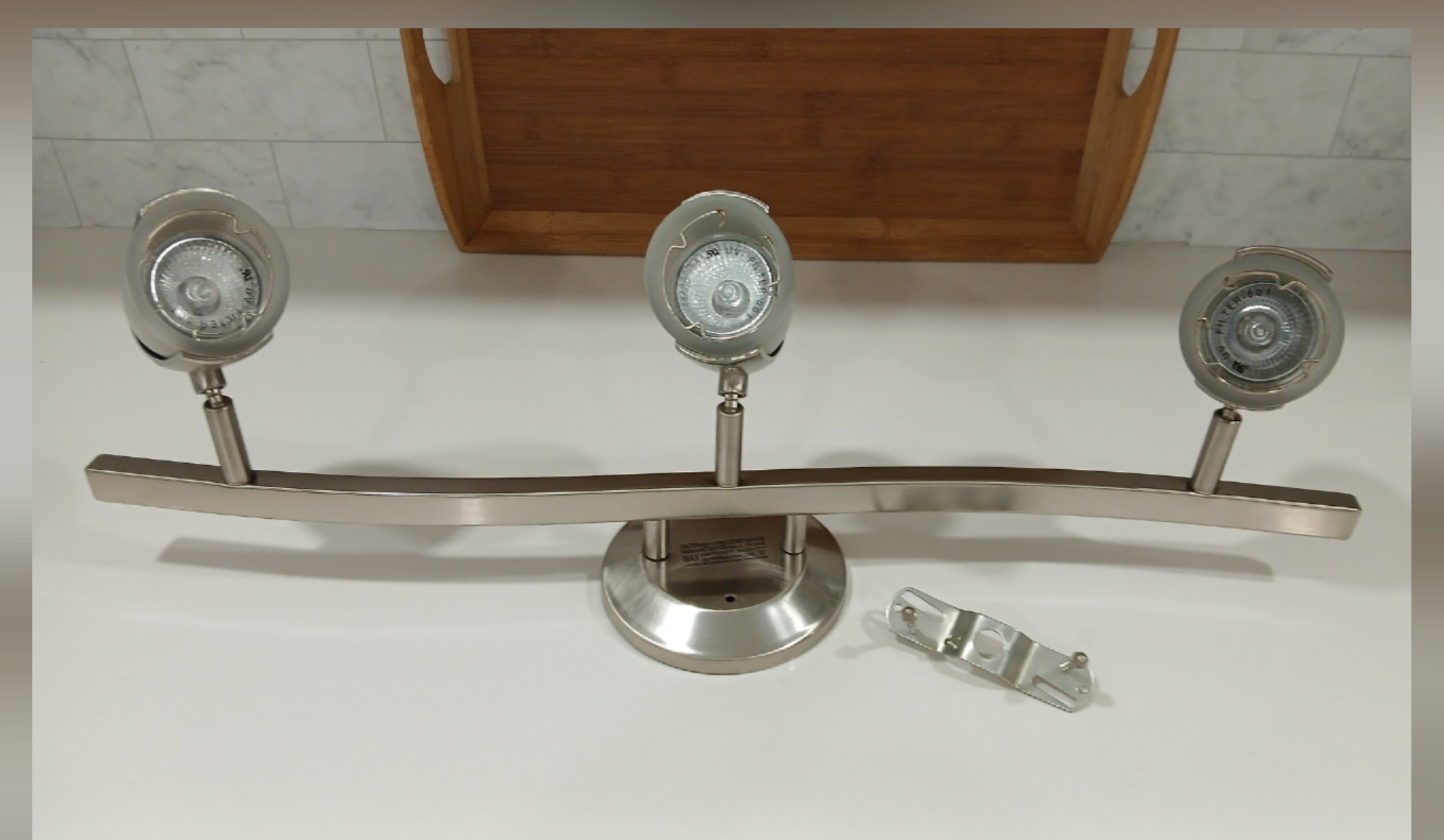 3-Light Track Lighting Fixture With Bulbs ,24 in. - photo 3