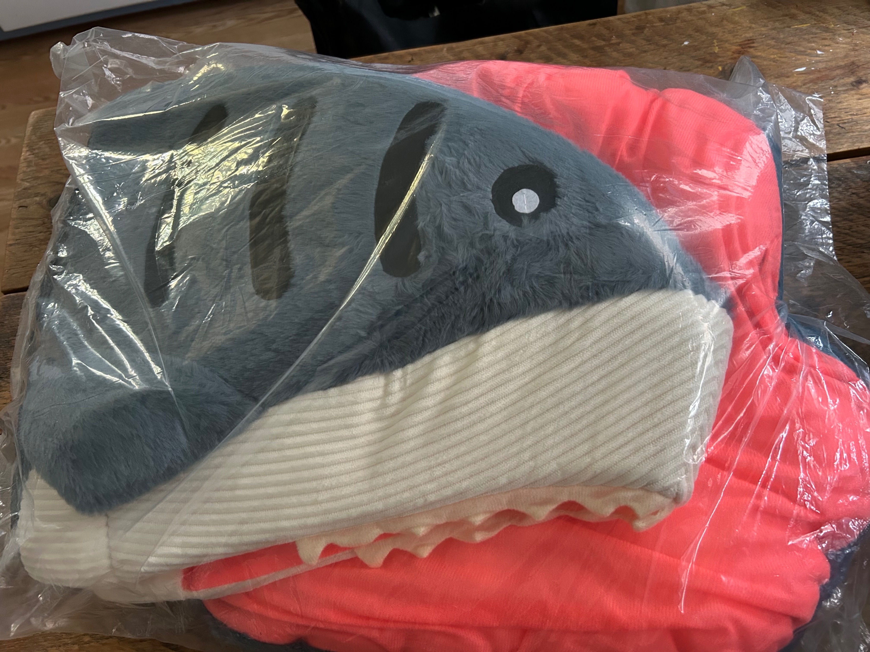 Grey/Blue Shark Pet Bed - 50x50x34cm - photo 2