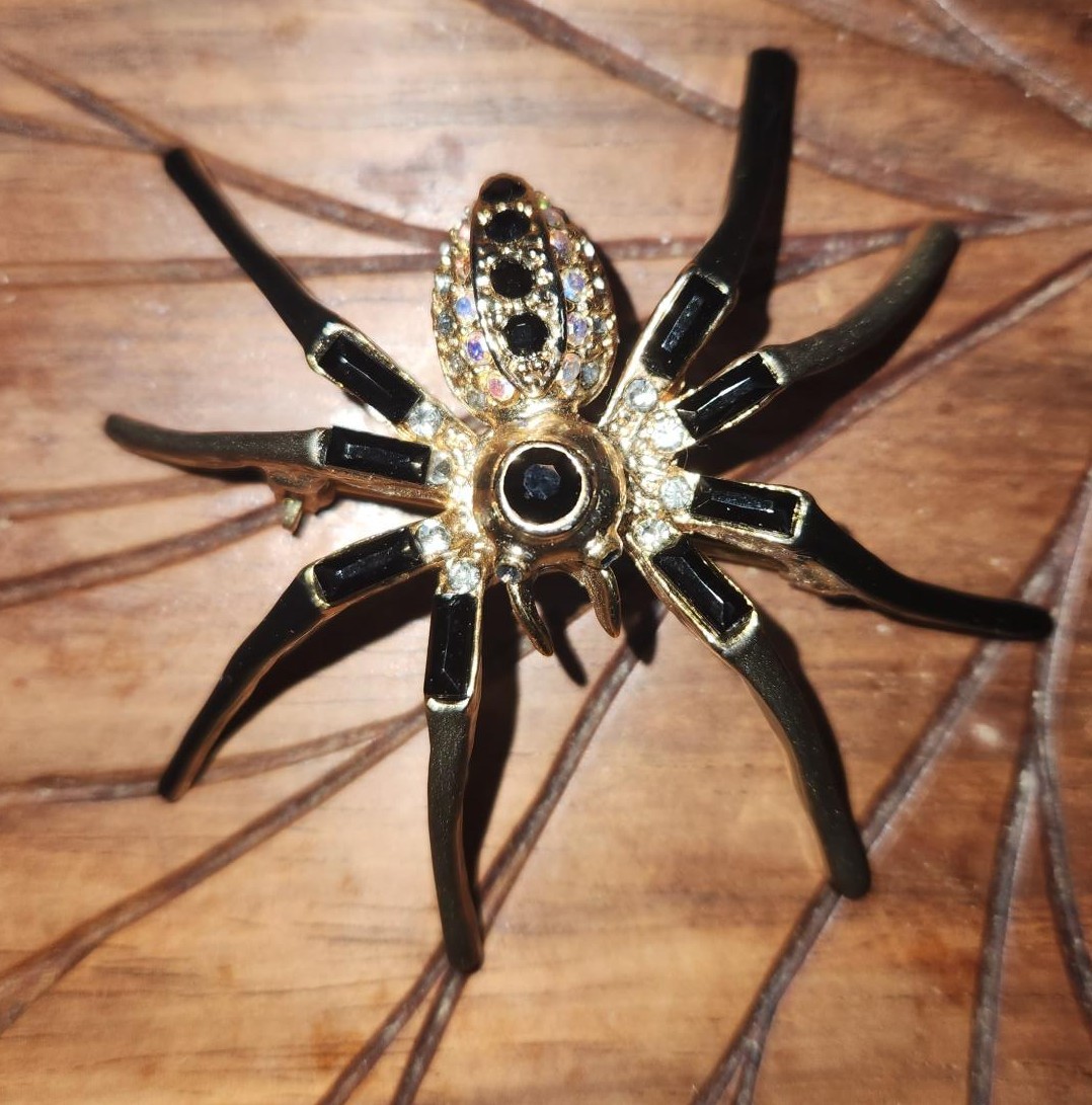 Vintage Spider Brooch with Rhinestones, Perfect for Halloween! - photo 2