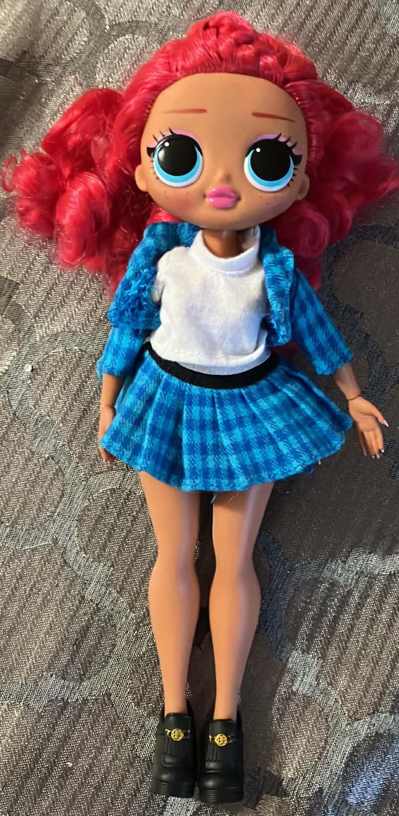 L.O.L. Surprise! O.M.G. Class Prez Fashion Doll