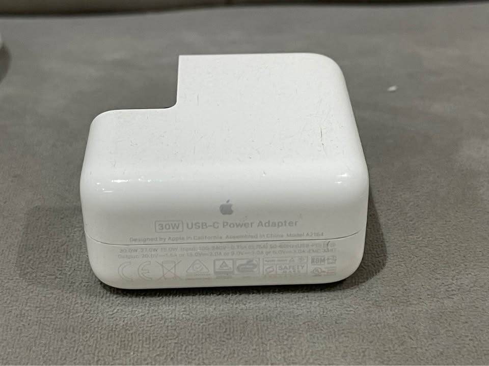 Apple MagSafe 3 MacBook Charger & 30W Brick - photo 3