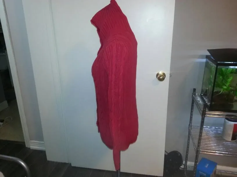 Amazing Cozy Red Button Up Turtle Neck Sweater Size Medium (L... - photo 4