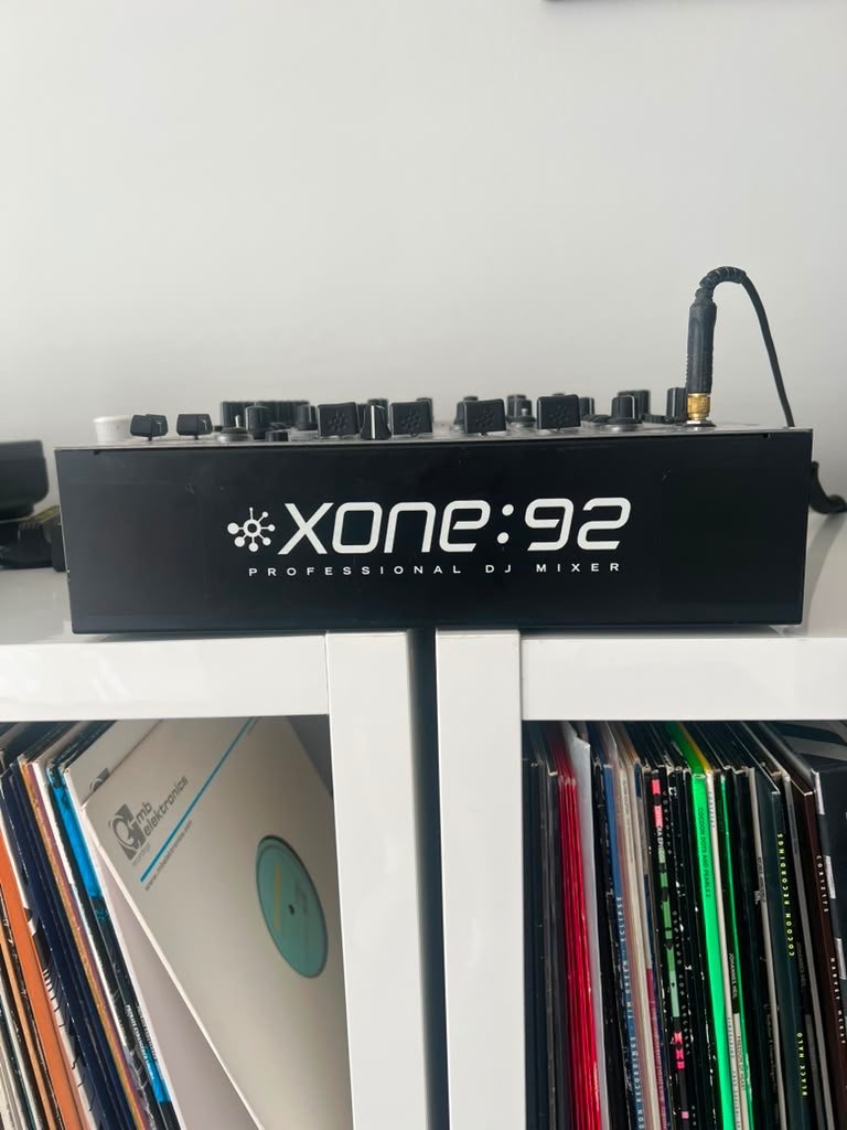 Allen & Heath Xone:92 Professional 6-Channel Analog DJ Mixer - photo 2