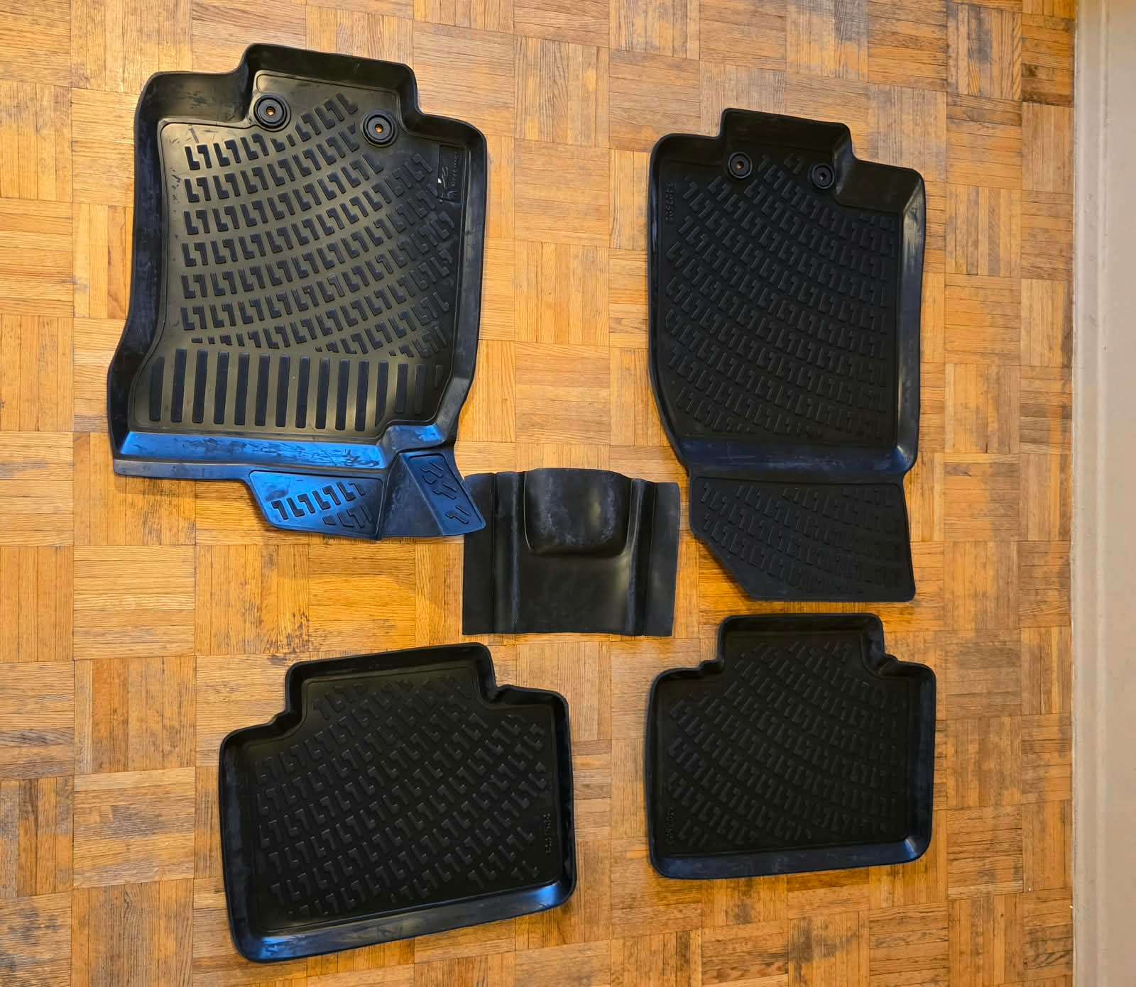 5. RizLiner Nissan Rogue 2014-2020 Floor Mats - photo 2