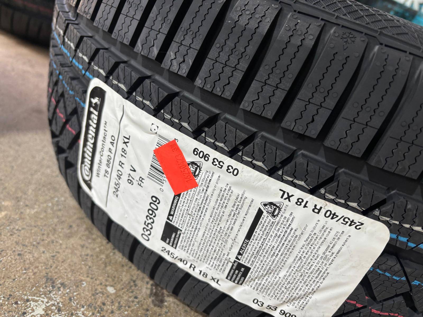 NEW 245/40/R18 Continental snows–A4/A5/TT/E Class/CLS/Impreza/L - photo 2