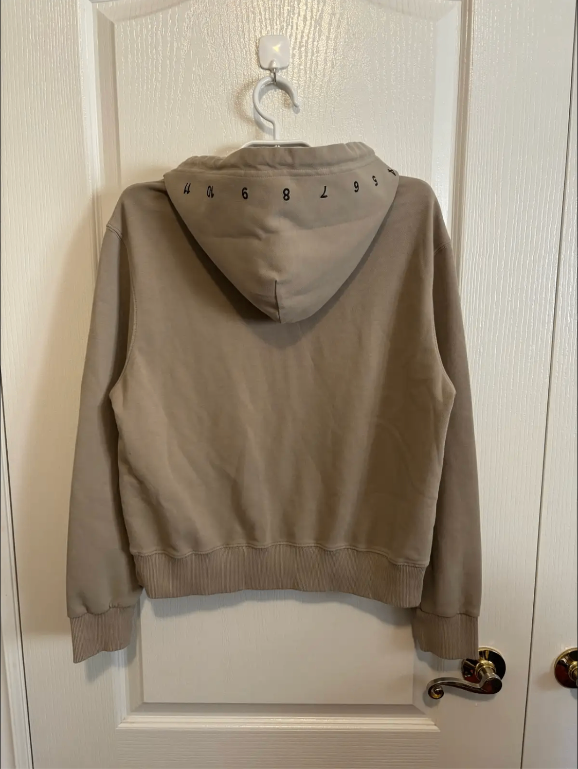 Minimalist Taupe / Beige Pullover Hoodie - photo 3