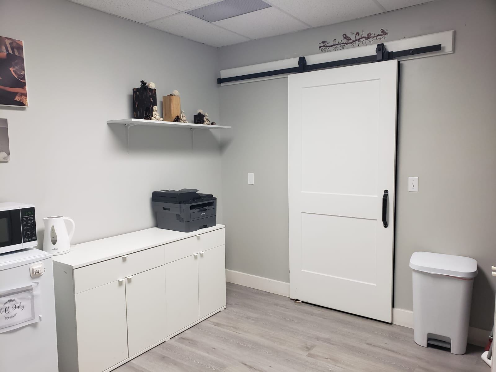 ✨ Office Space for Rent – Available Immediately ✨ - photo 5