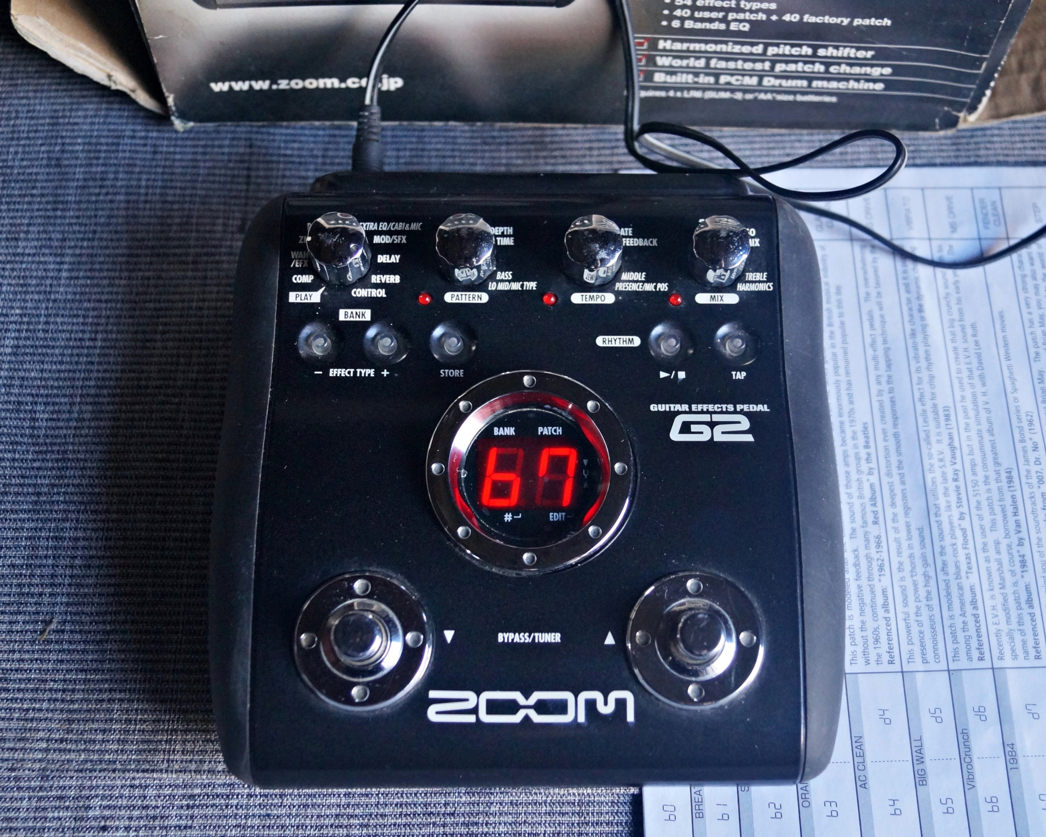 Zoom G2 Multi-Effects Guitar Pedal with Original Adapter - photo 3
