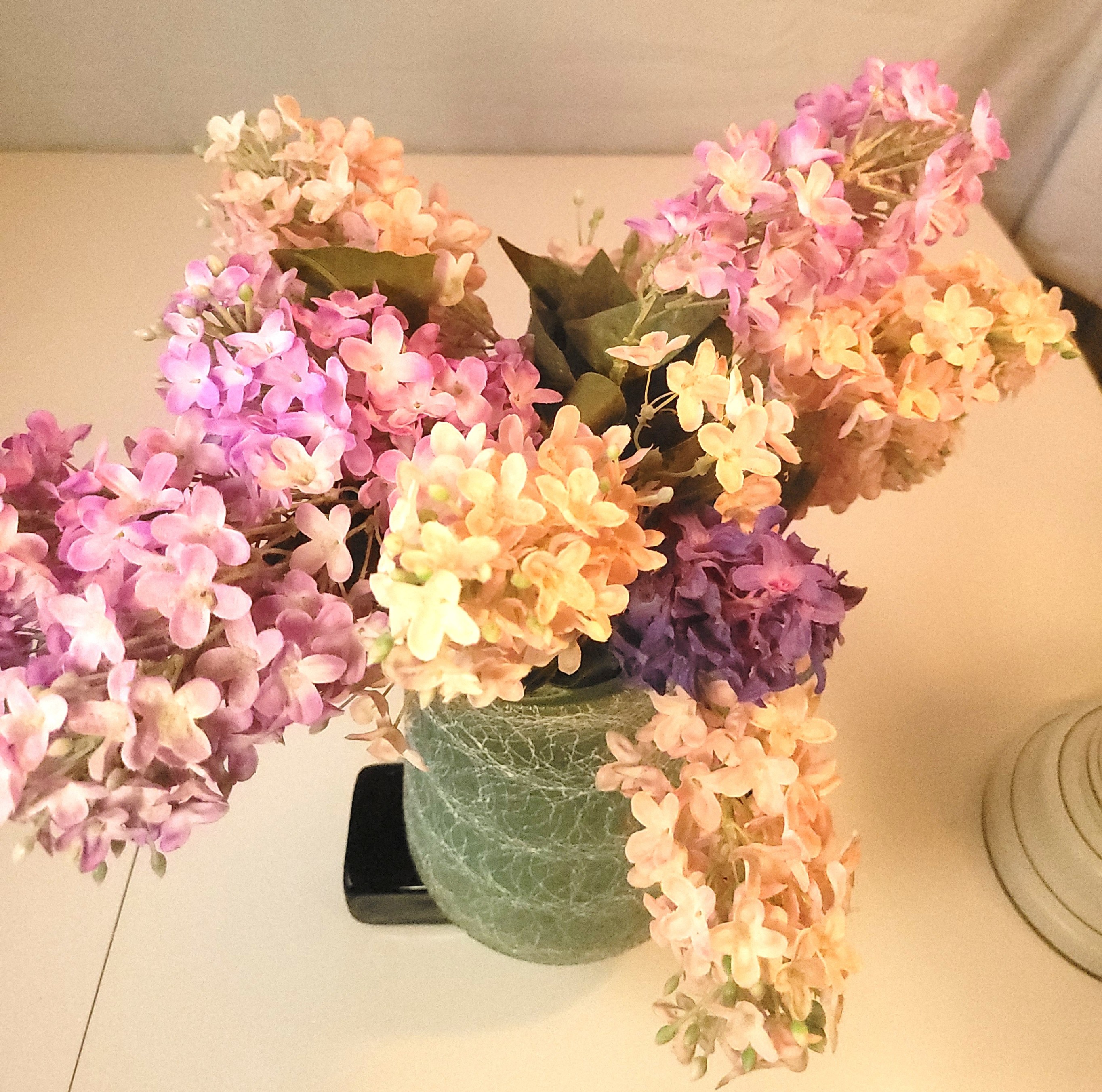 1950s Green Spaghetti Drizzle Glass Pitcher Vase Faux Lilacs - photo 4