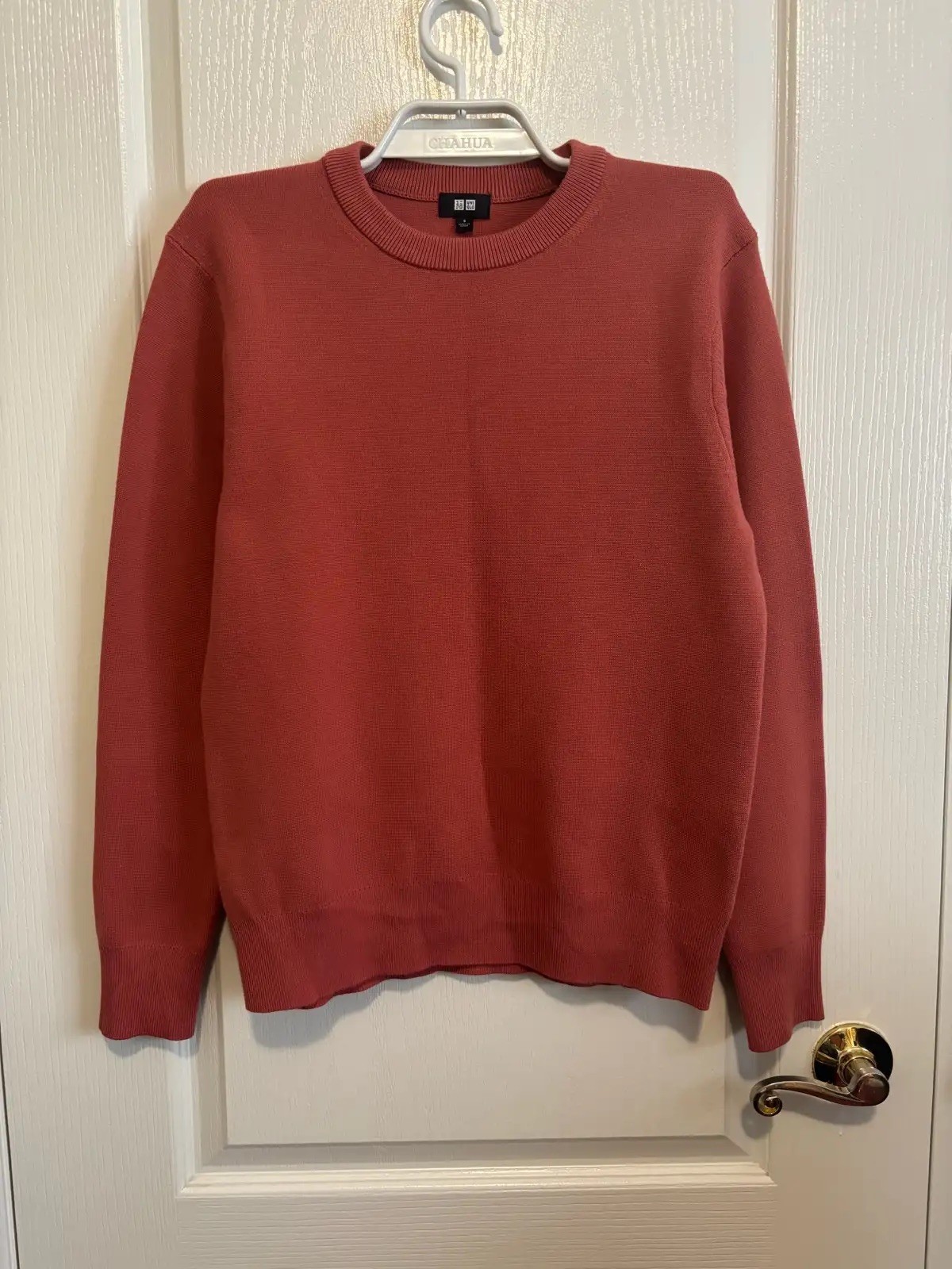 UNIQLO Crew Neck Sweater – Rust / Burnt Orange