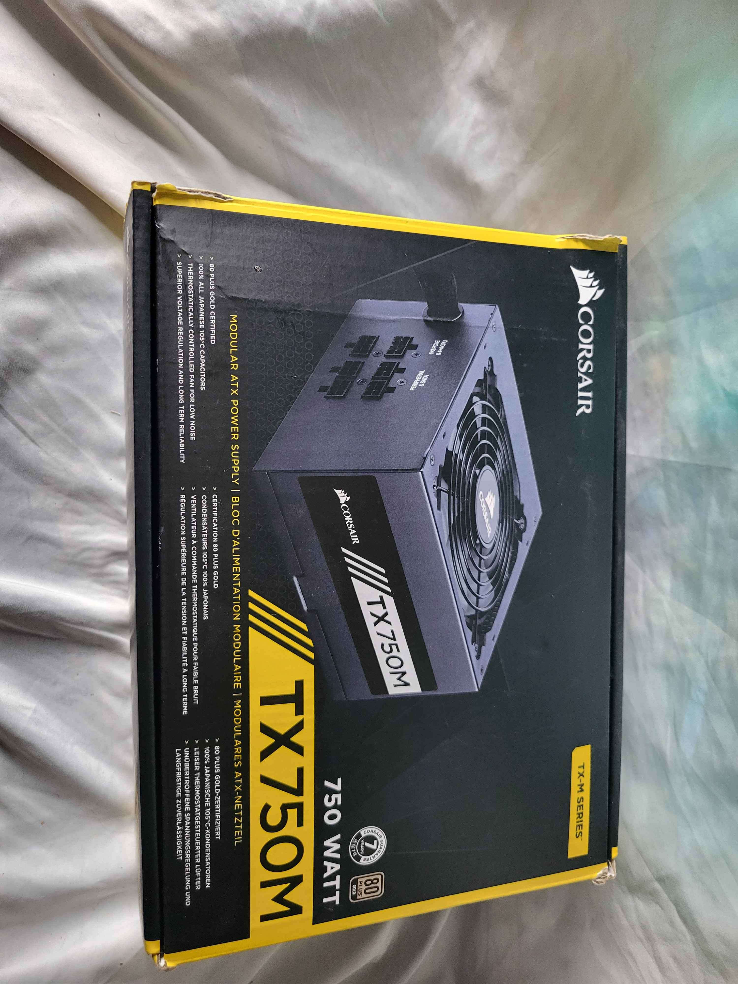 Corsair TX750M Power Bank