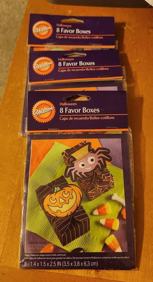 Halloween favor treat boxes
