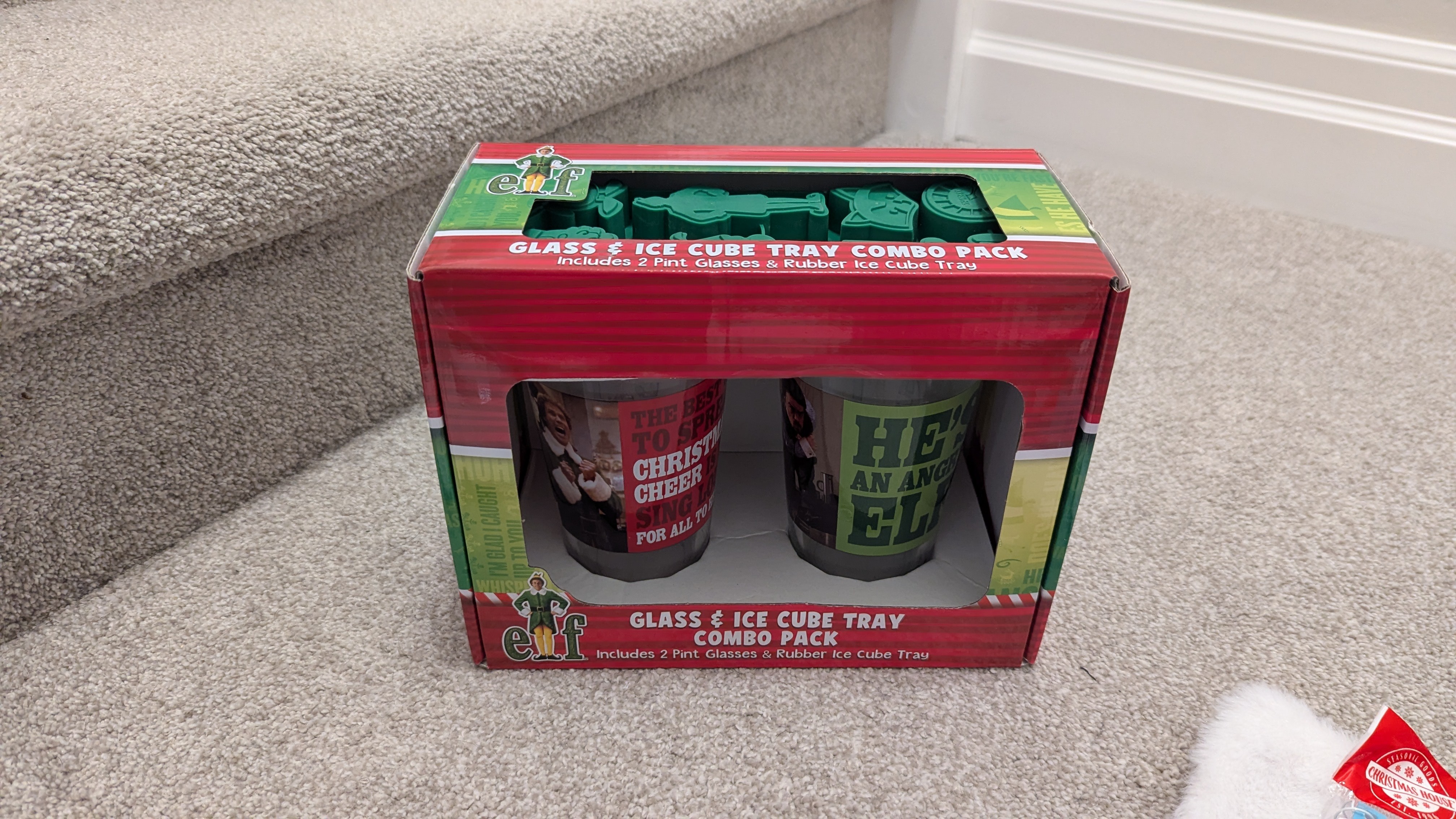 Christmas Bundle - Glasses, Wine, Dogs, Jewellery - photo 2
