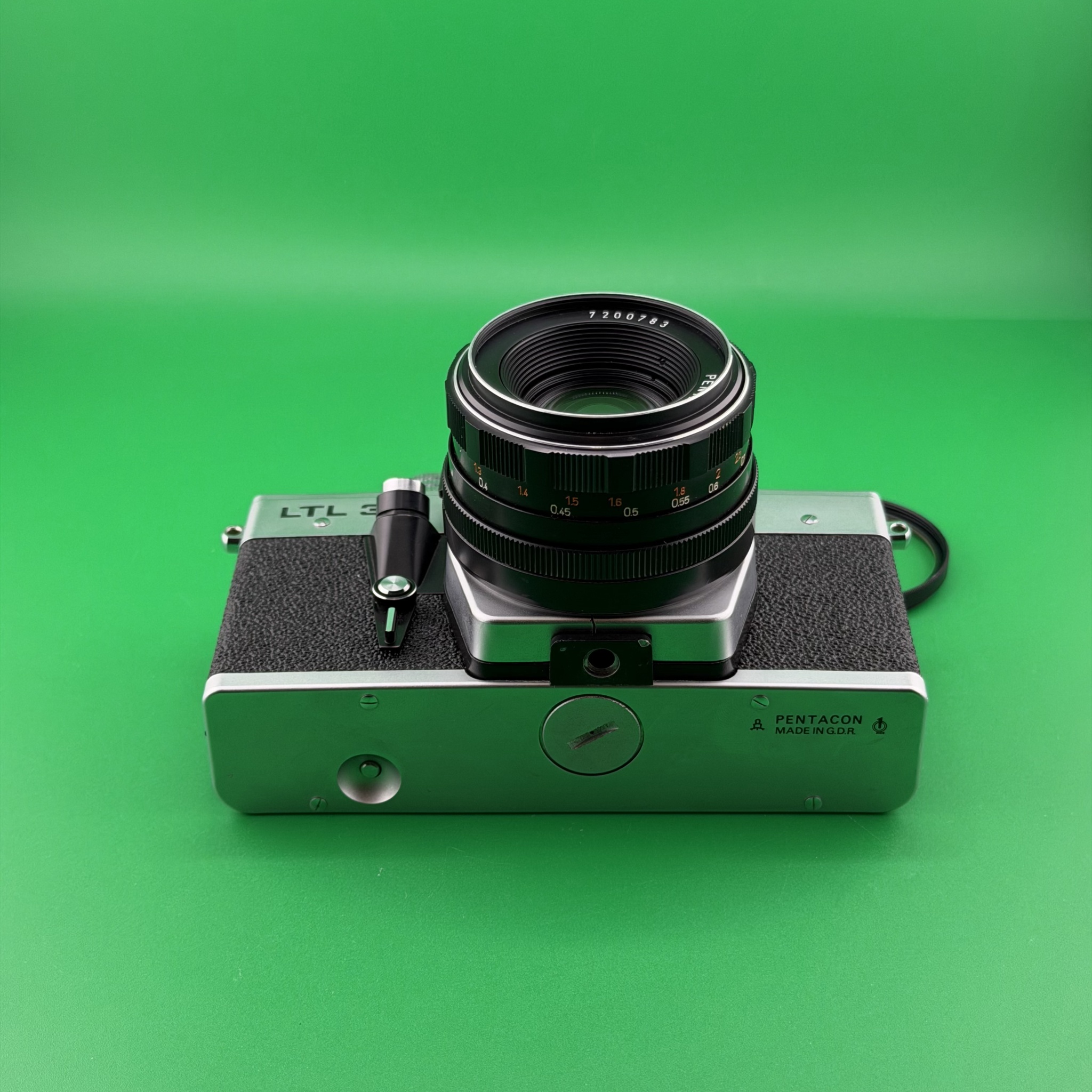 Praktica LTL 3 Film Camera - Pentacon 50mm f/1.8 - Excellent - photo 3