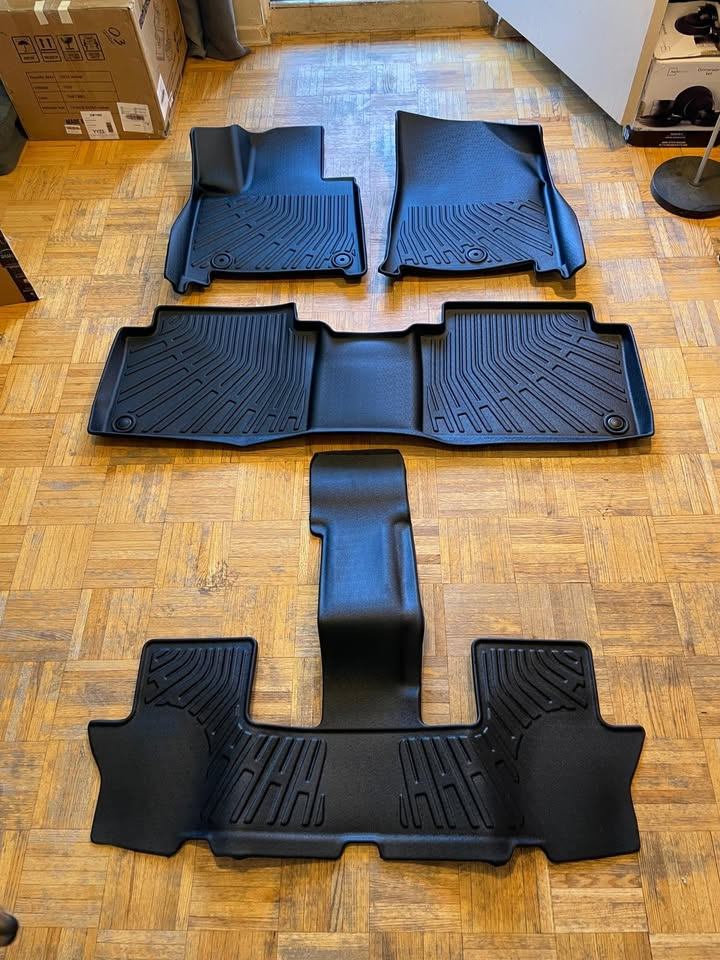 21. Santa Fe Hybrid Floor Mats All Weather 2024-26