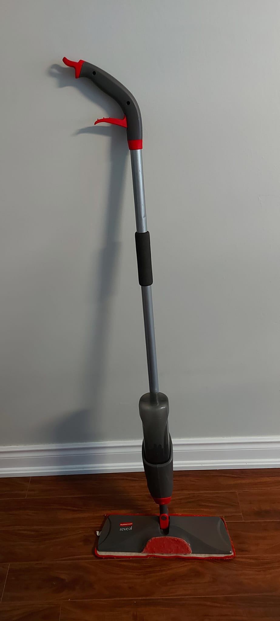 Spray Mop with Reusable Microfiber Pad