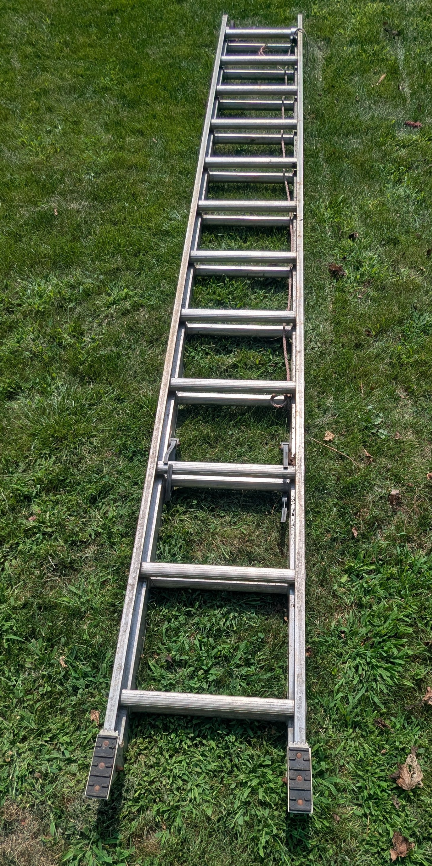 28Ft Aluminum Extension ladder
