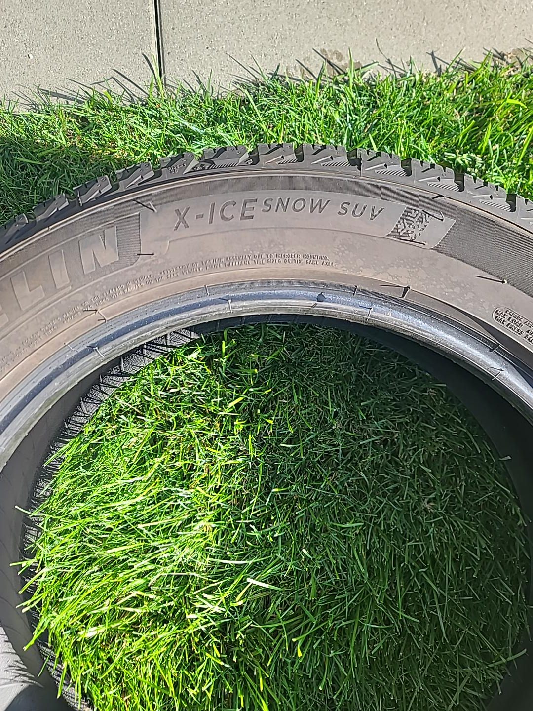 Michelin Winter Tires 225/55 - photo 5