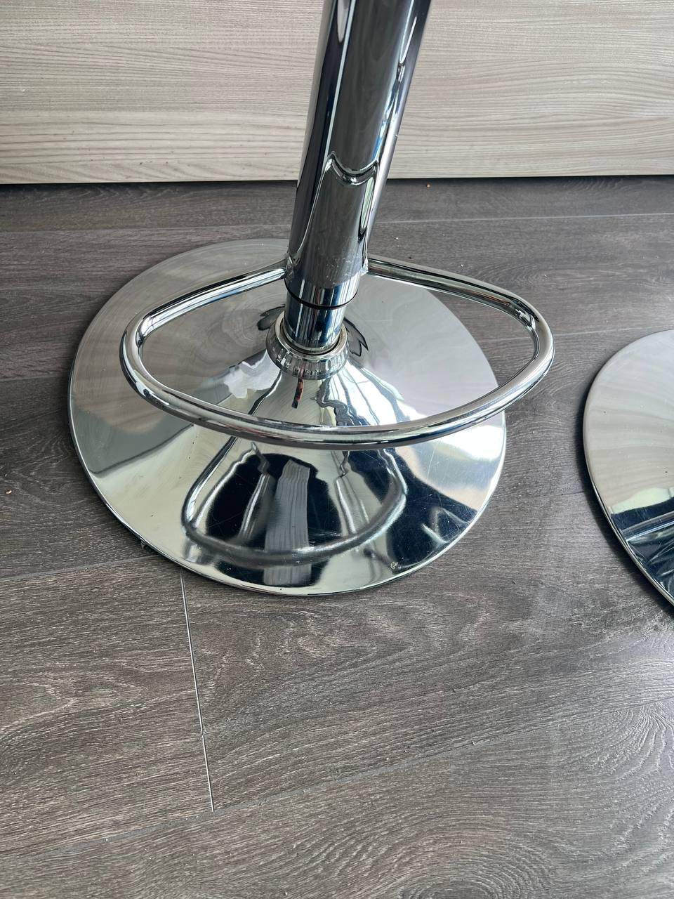 2 Adjustable Bar Stools - photo 5