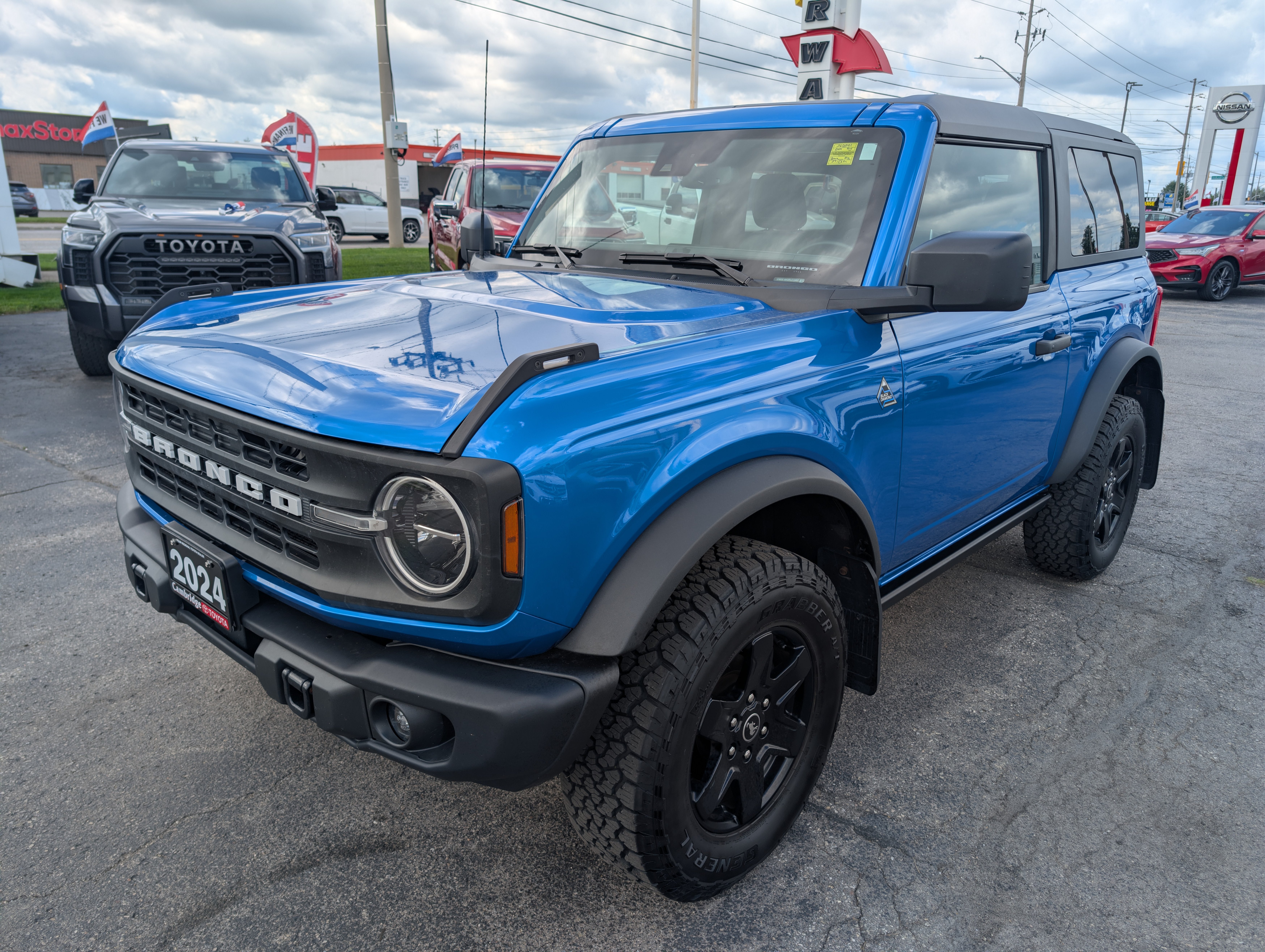 Used 2024 Ford Bronco Black Diamond 2 Door 4x4