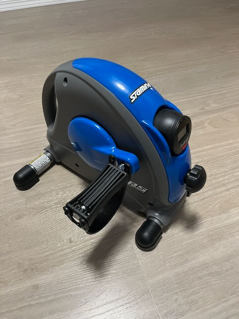 Stationary cycler / Mini excercise bike
