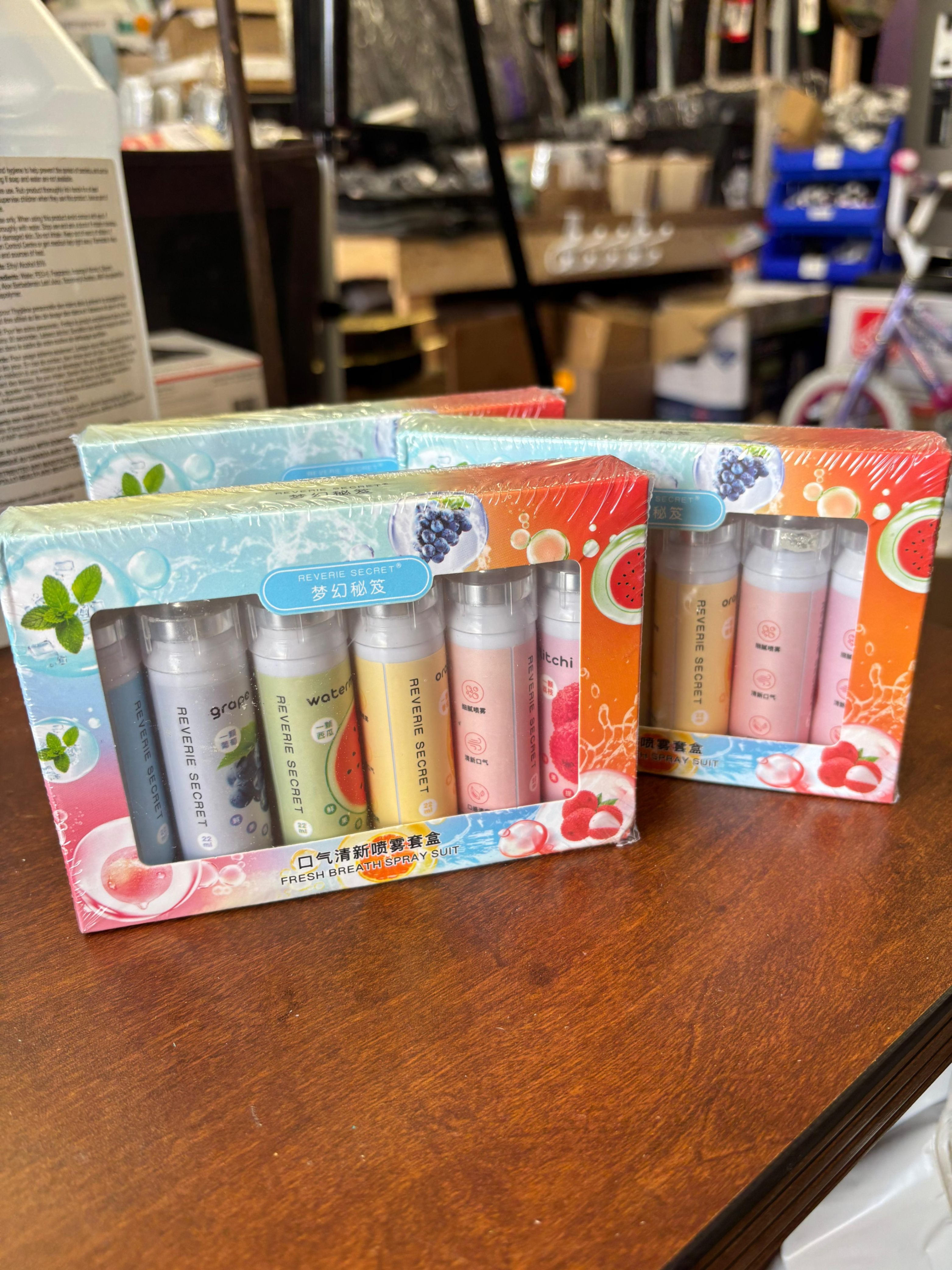 6-Pack Fresh Breath Spray - 6 Flavours - Only $5