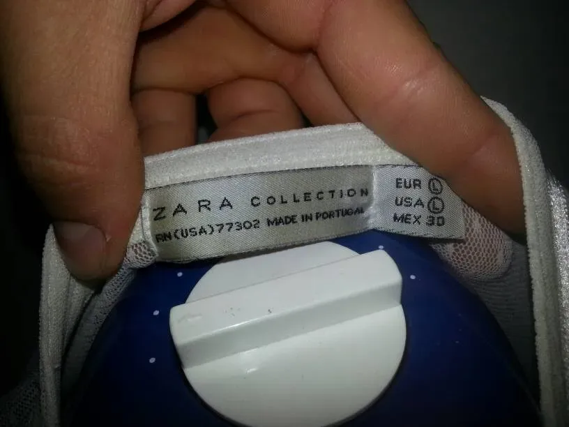 Zara Collection Sheer Off White Shirt (Size Large But Fits S... - photo 4