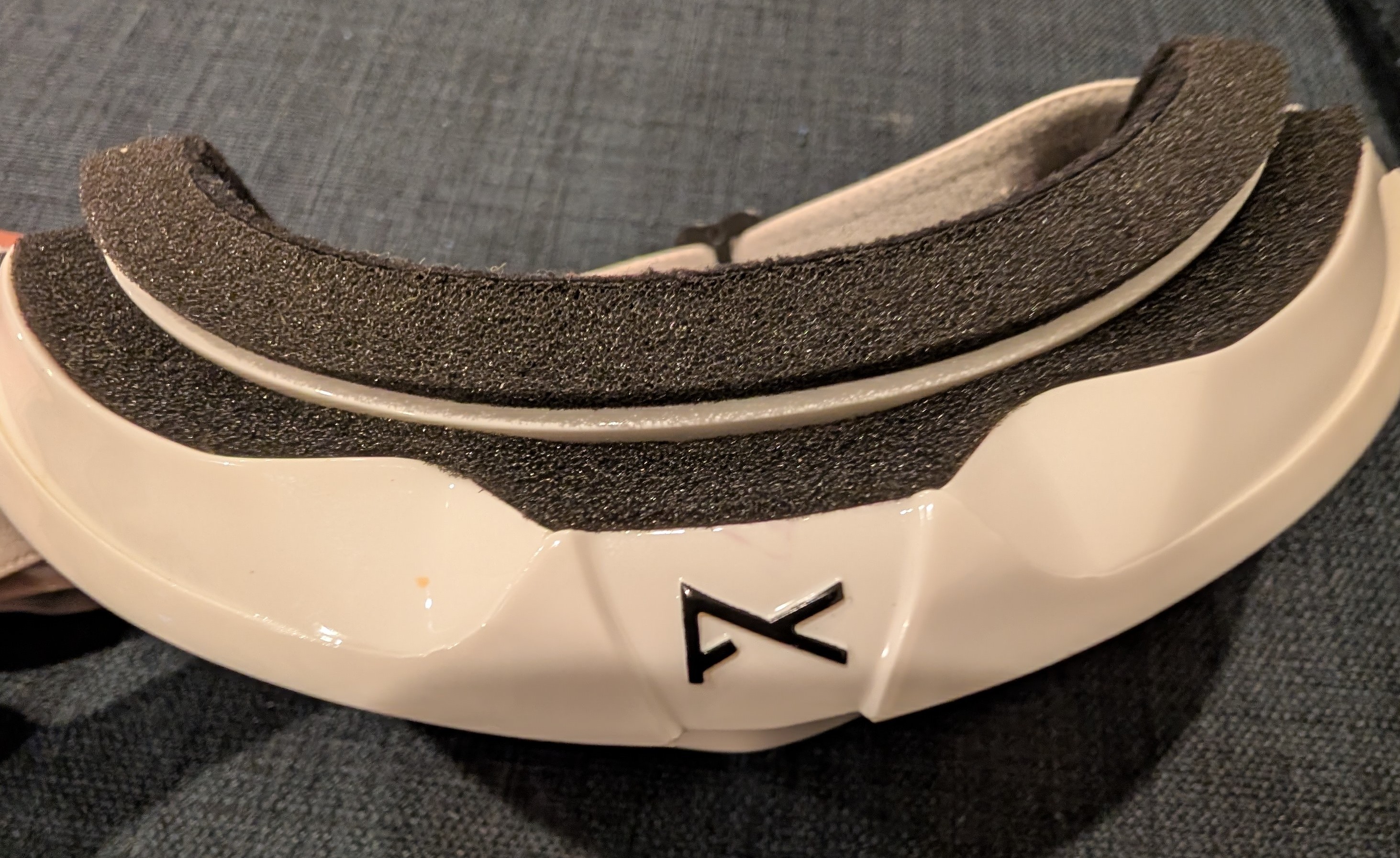 Anon ski/snowboard goggles - photo 3