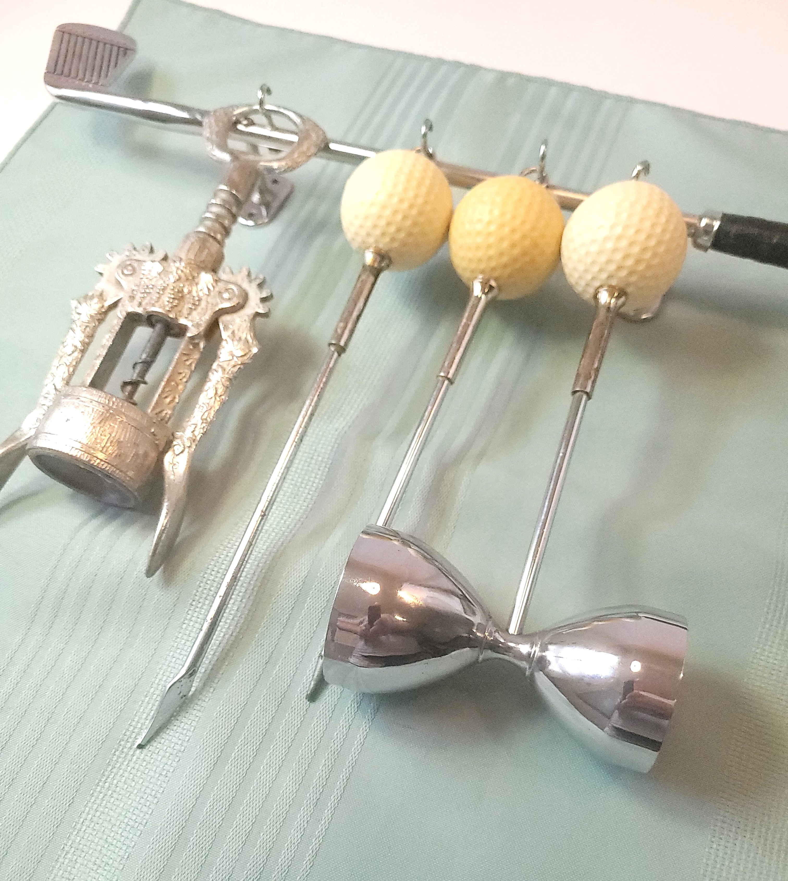 1960s Golf Bar Tool Set Wall Mounted Golf Club Rack - photo 4