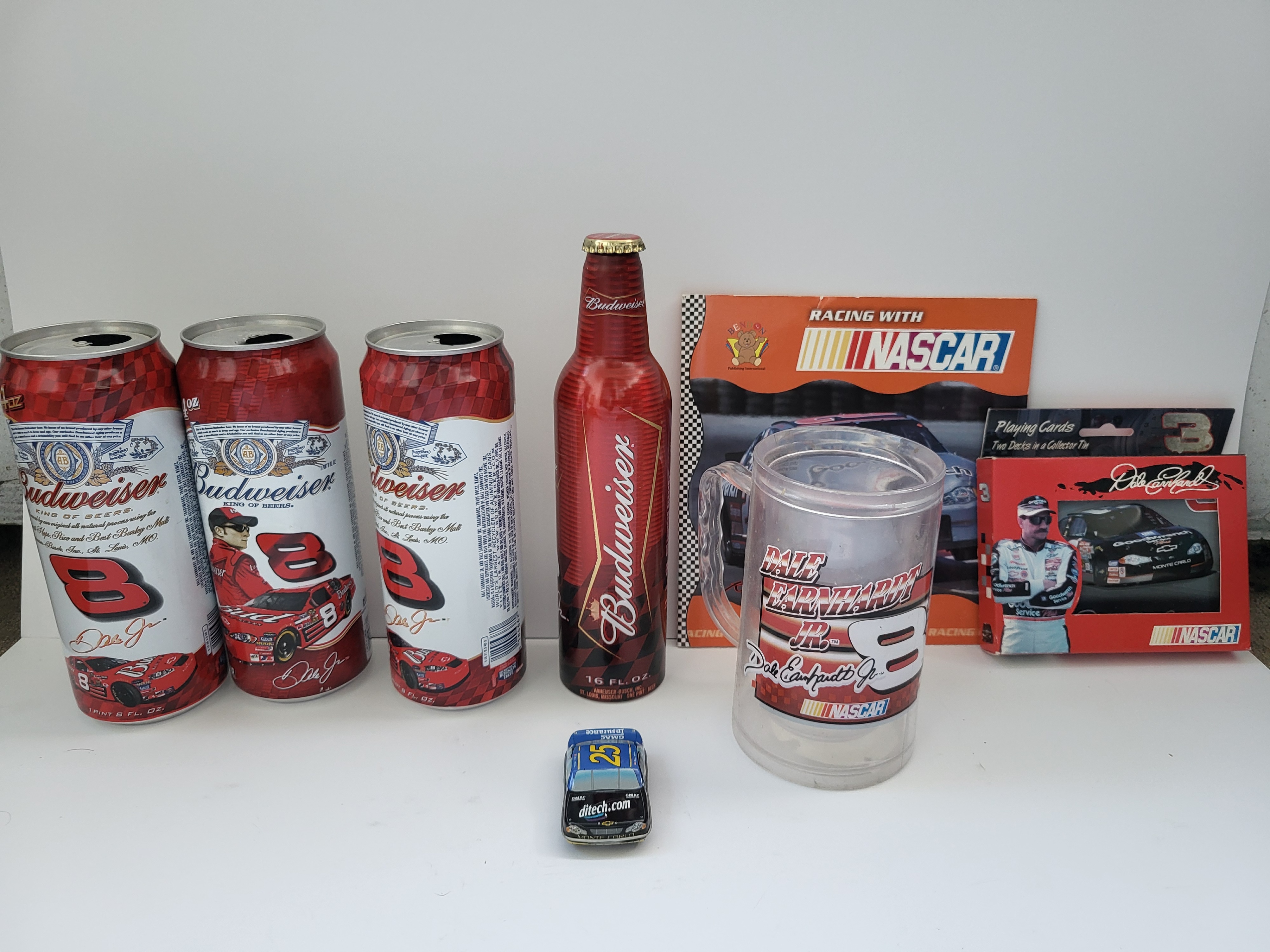 NASCAR Collector Mega-Lot - 26+ Piece Garage - Cave Display Set - photo 4